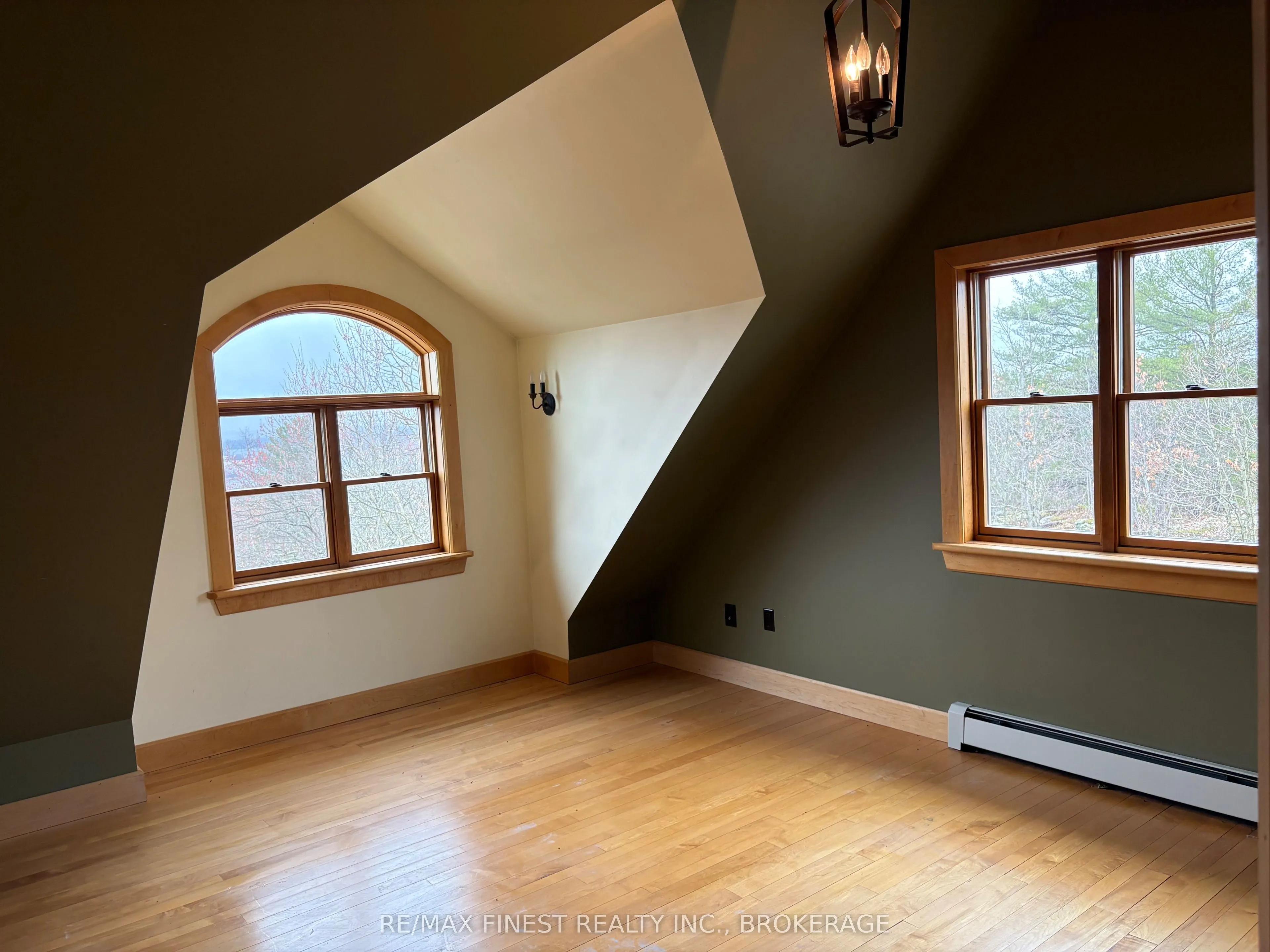 1035 Sweetfern Lane