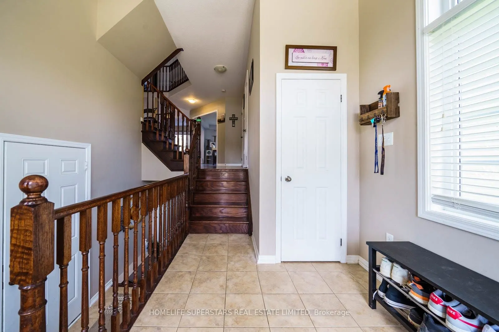 84 Lambert Crescent