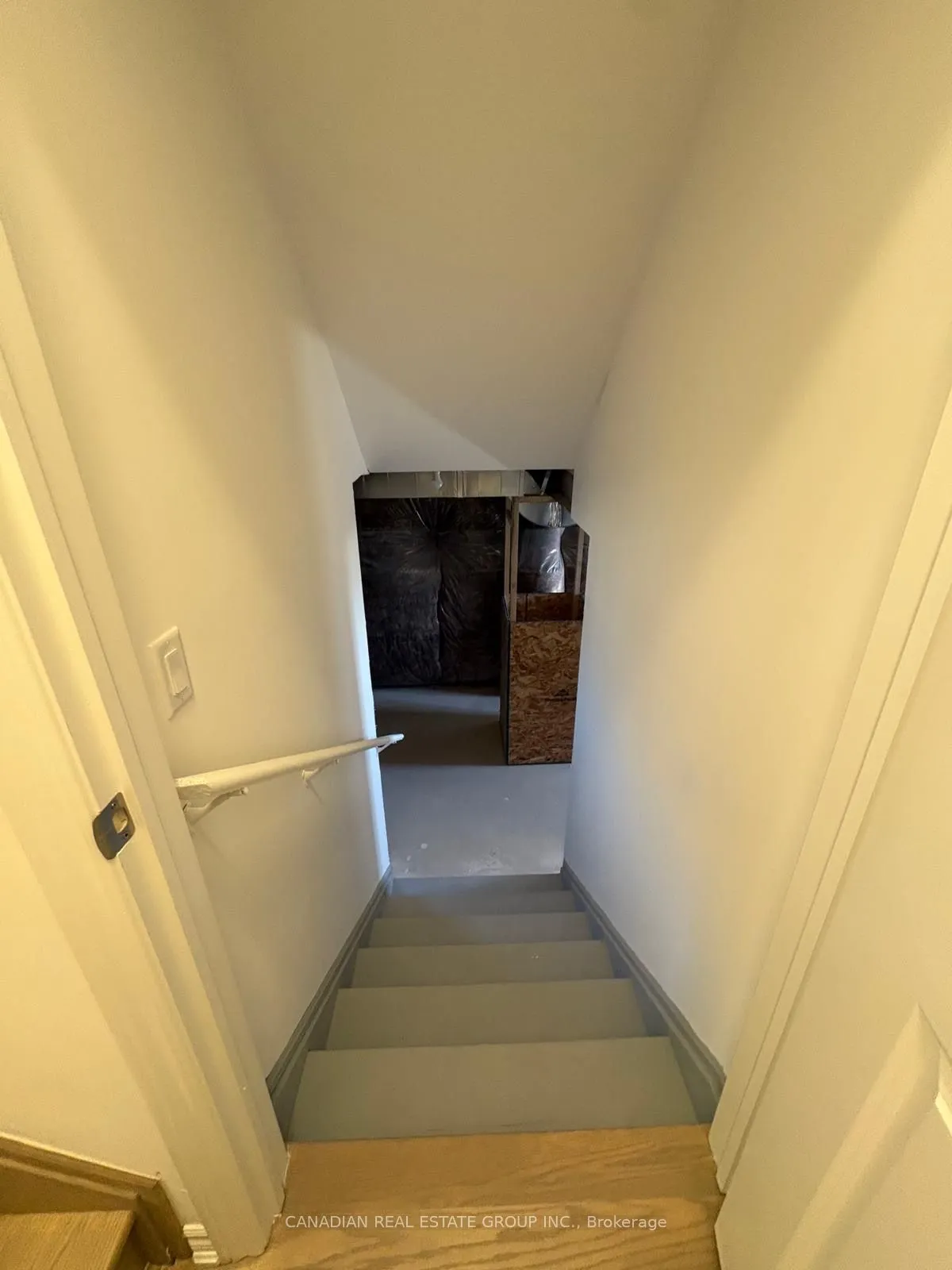 391 Russell Street