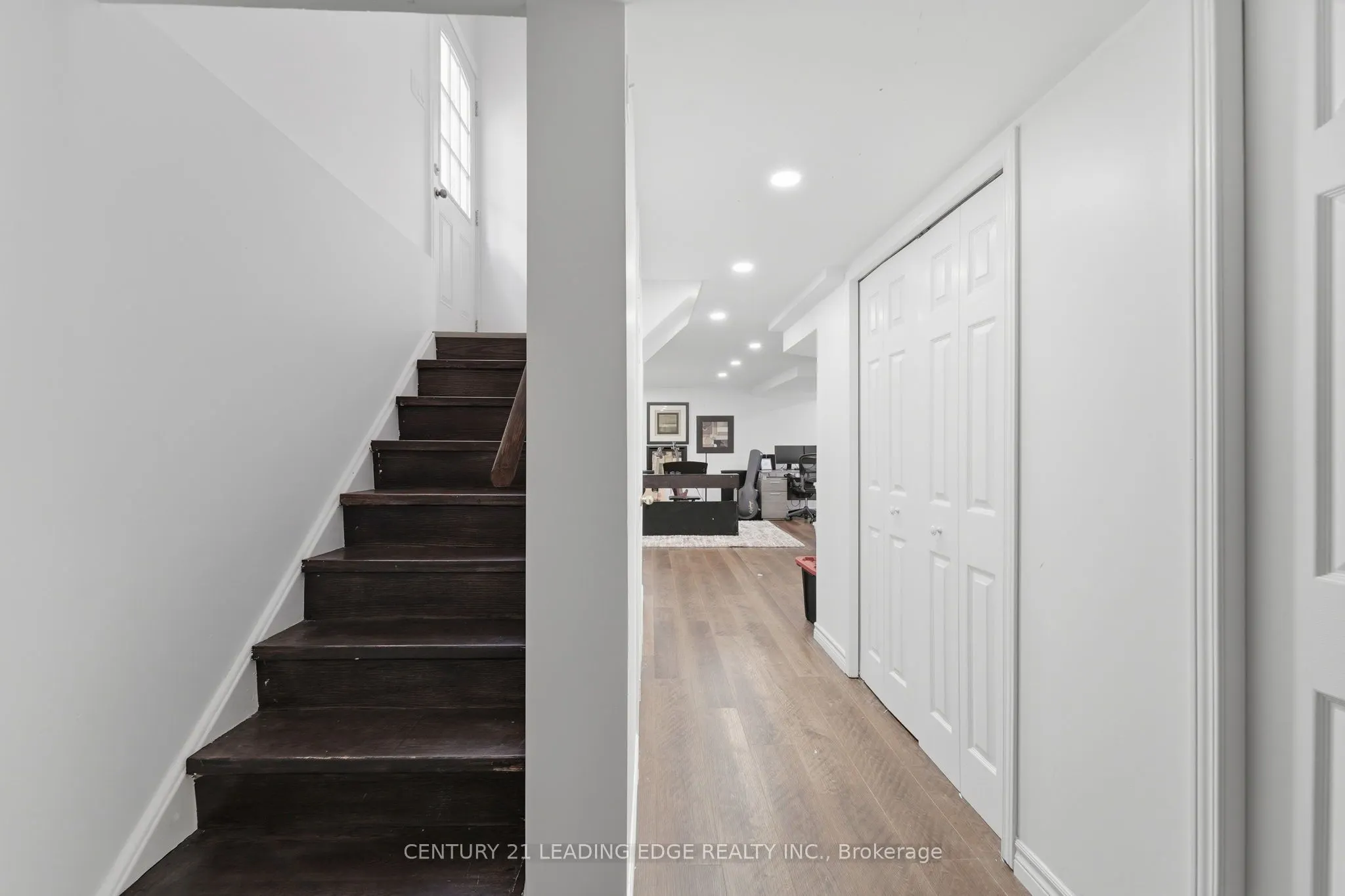 749 Stone Church Road E
