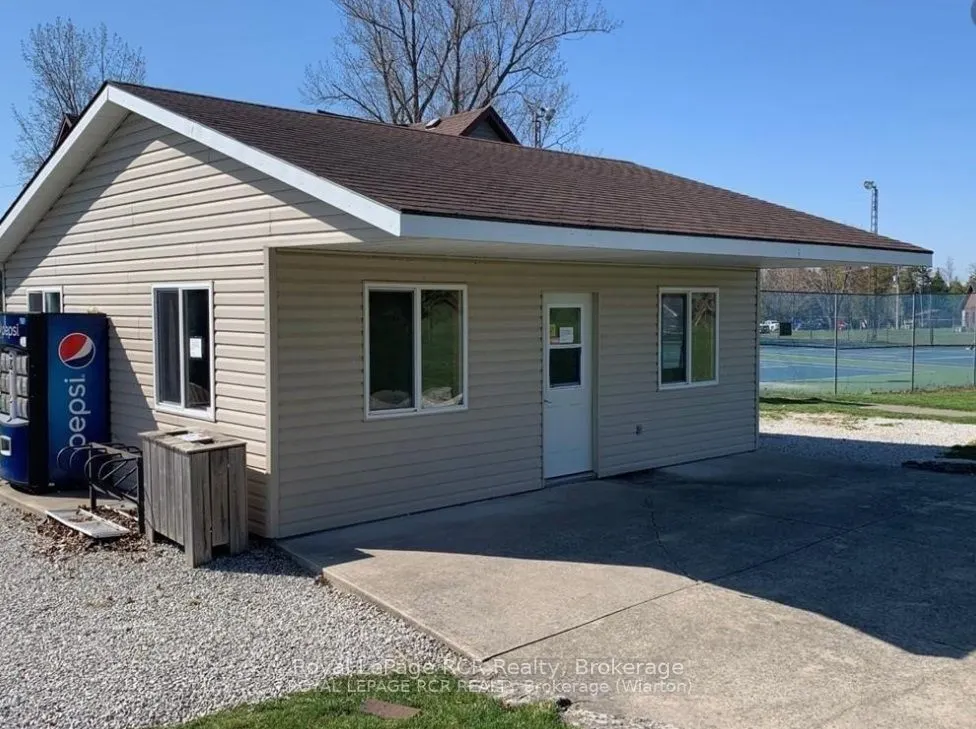48 Island View Drive N