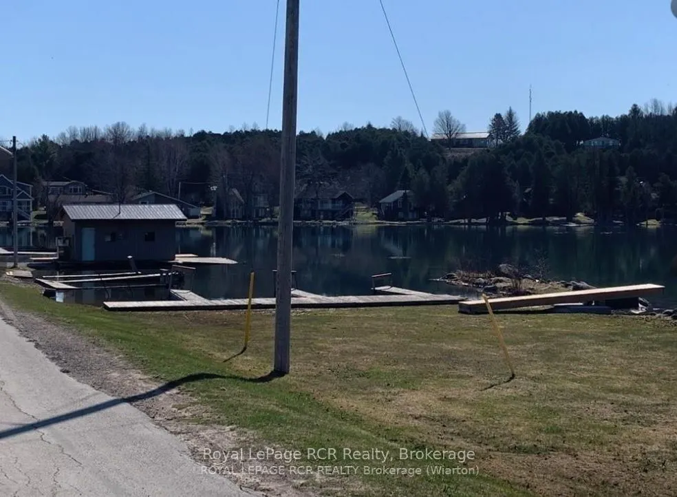 48 Island View Drive N
