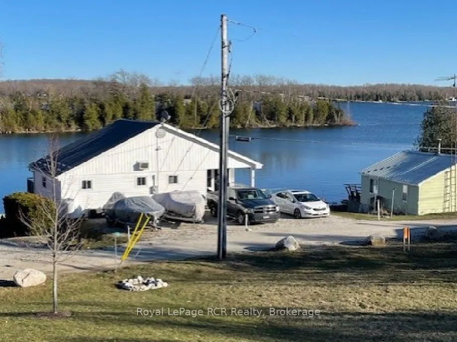 48 Island View Drive N