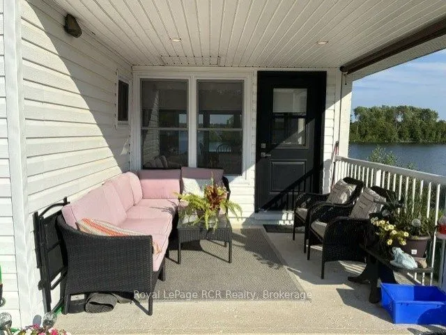 48 Island View Drive N
