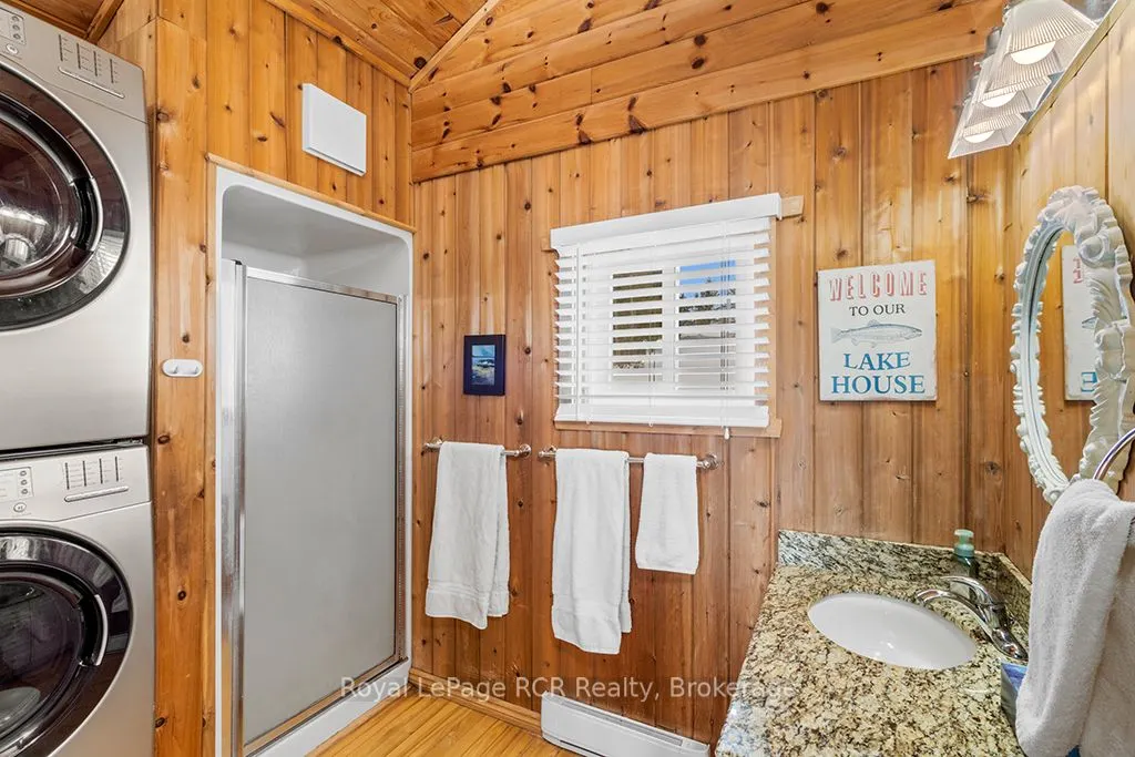 48 Island View Drive N