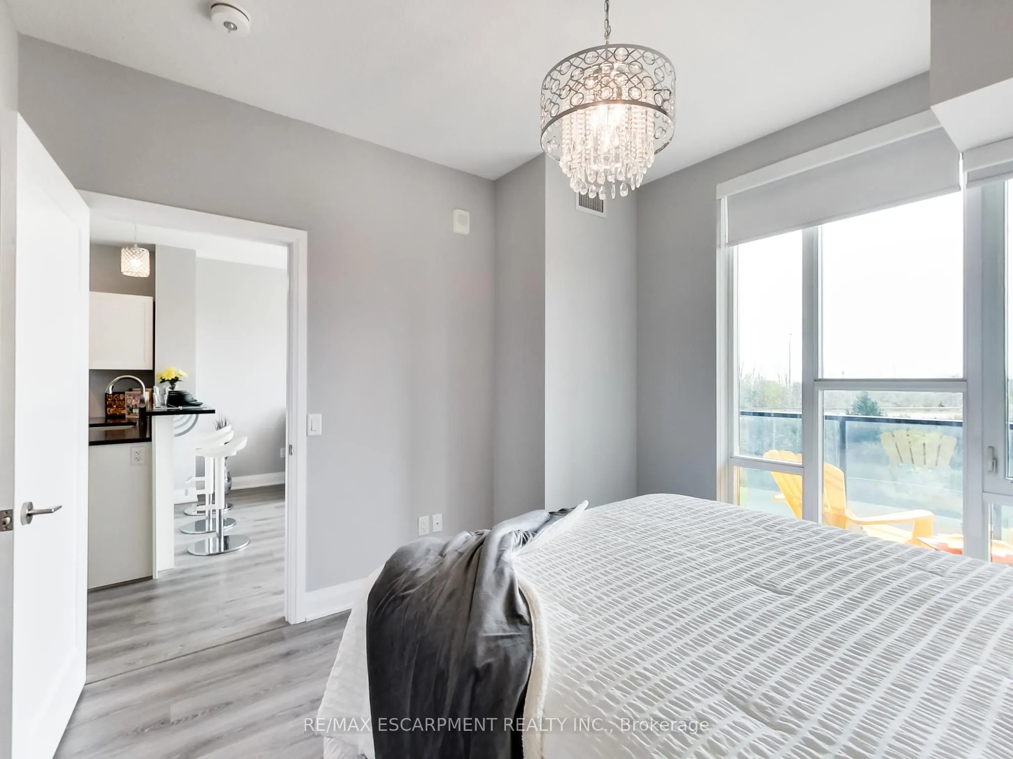 16 Concord Place #318