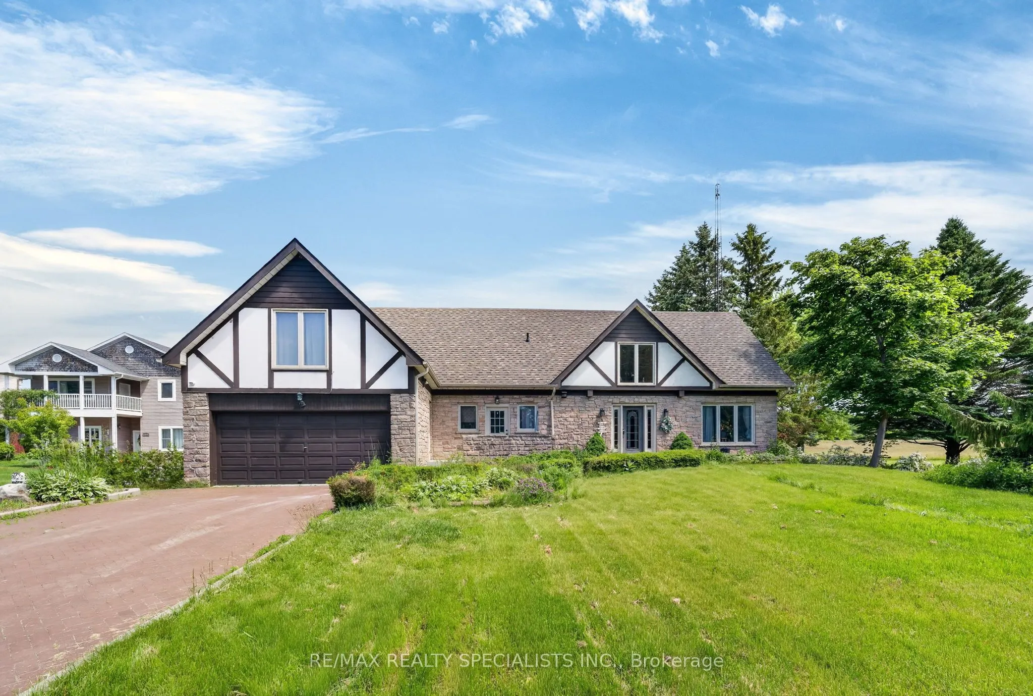 120 North Shore Road