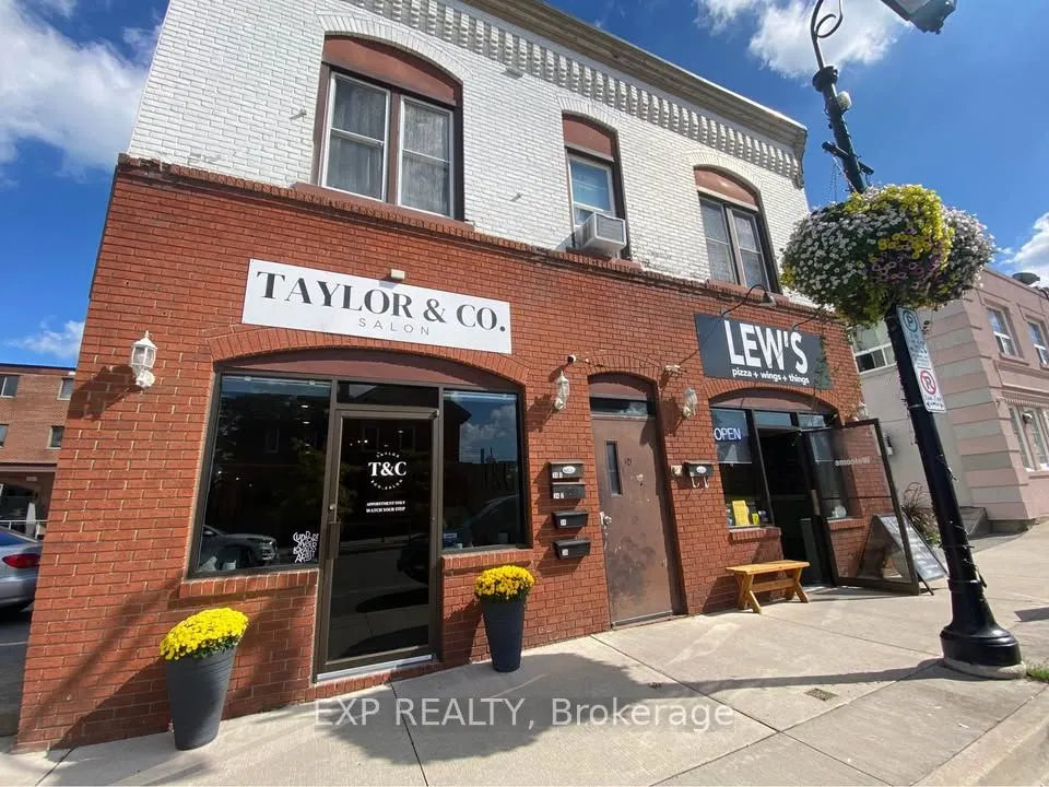 36 Front Street N