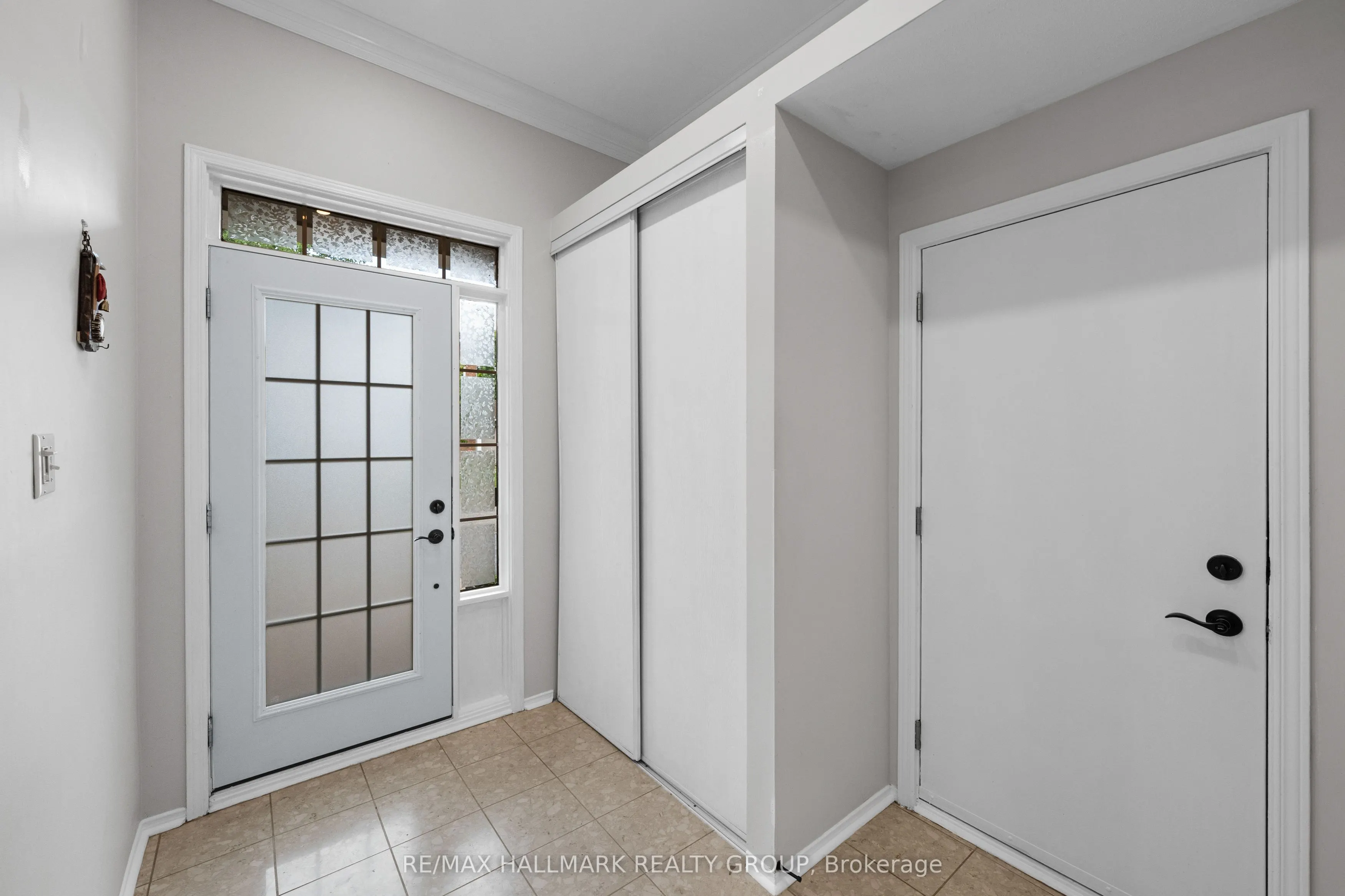 2104 Sandy Oaks Drive