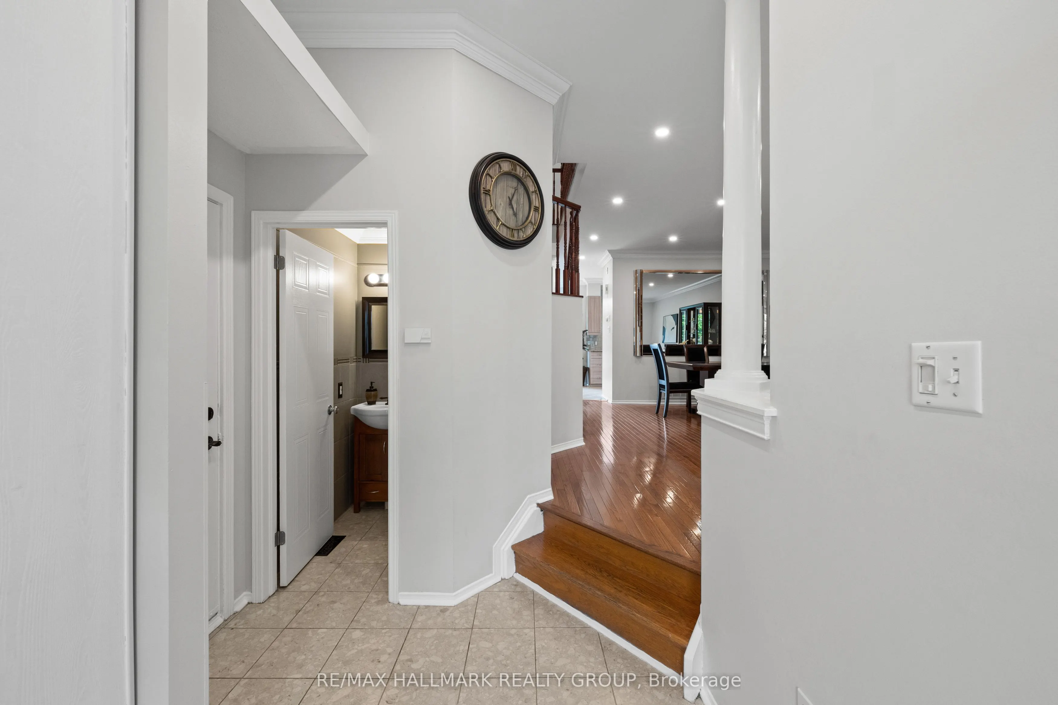 2104 Sandy Oaks Drive