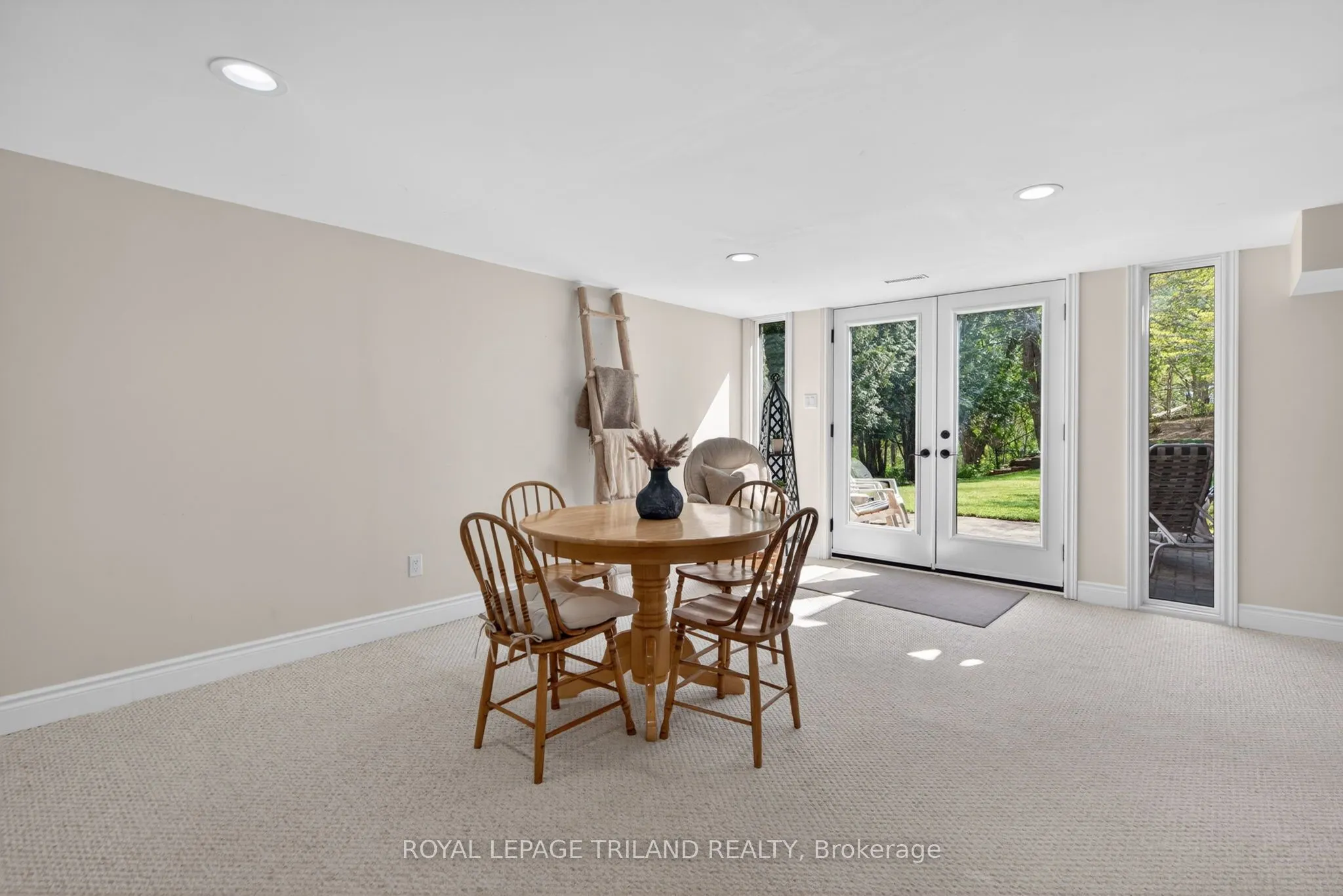 83 BLACKBURN Crescent