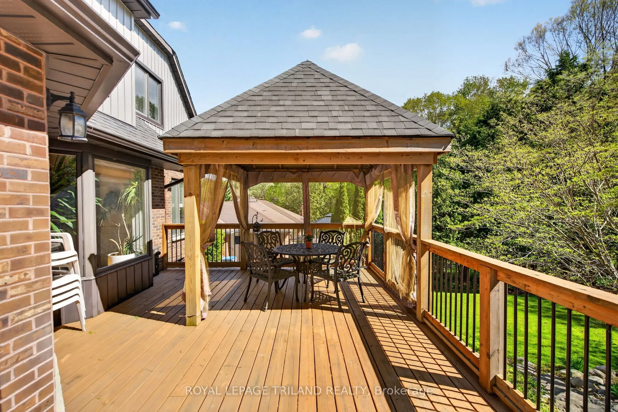 83 BLACKBURN Crescent