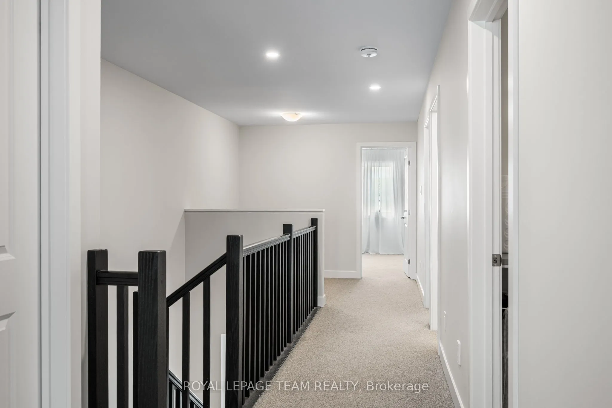 800 Solarium Avenue