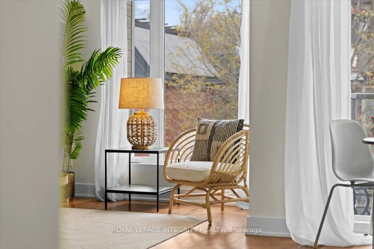 78 Holmwood Avenue #9