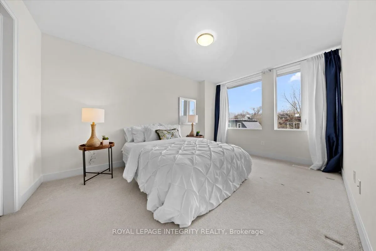 78 Holmwood Avenue #9