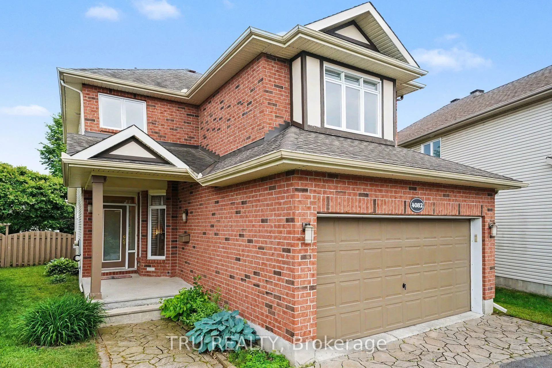 4082 Otter Tail Crescent