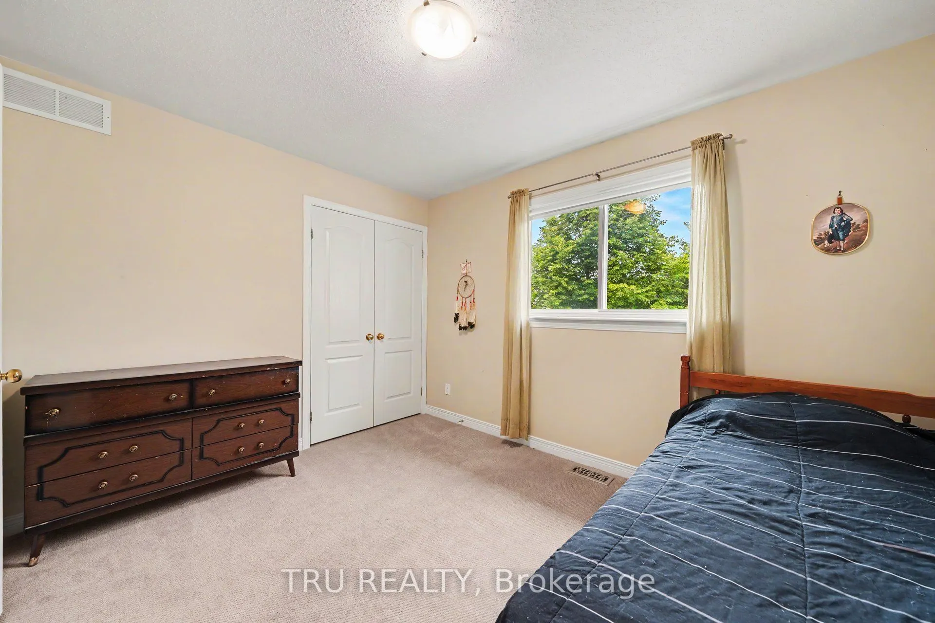 4082 Otter Tail Crescent