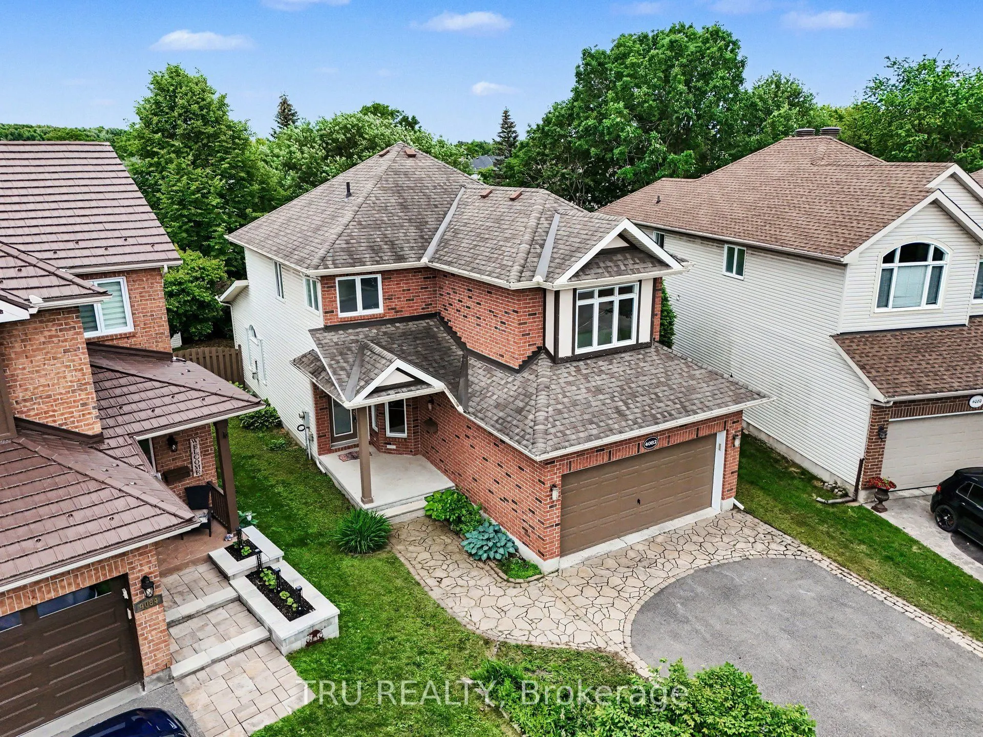 4082 Otter Tail Crescent