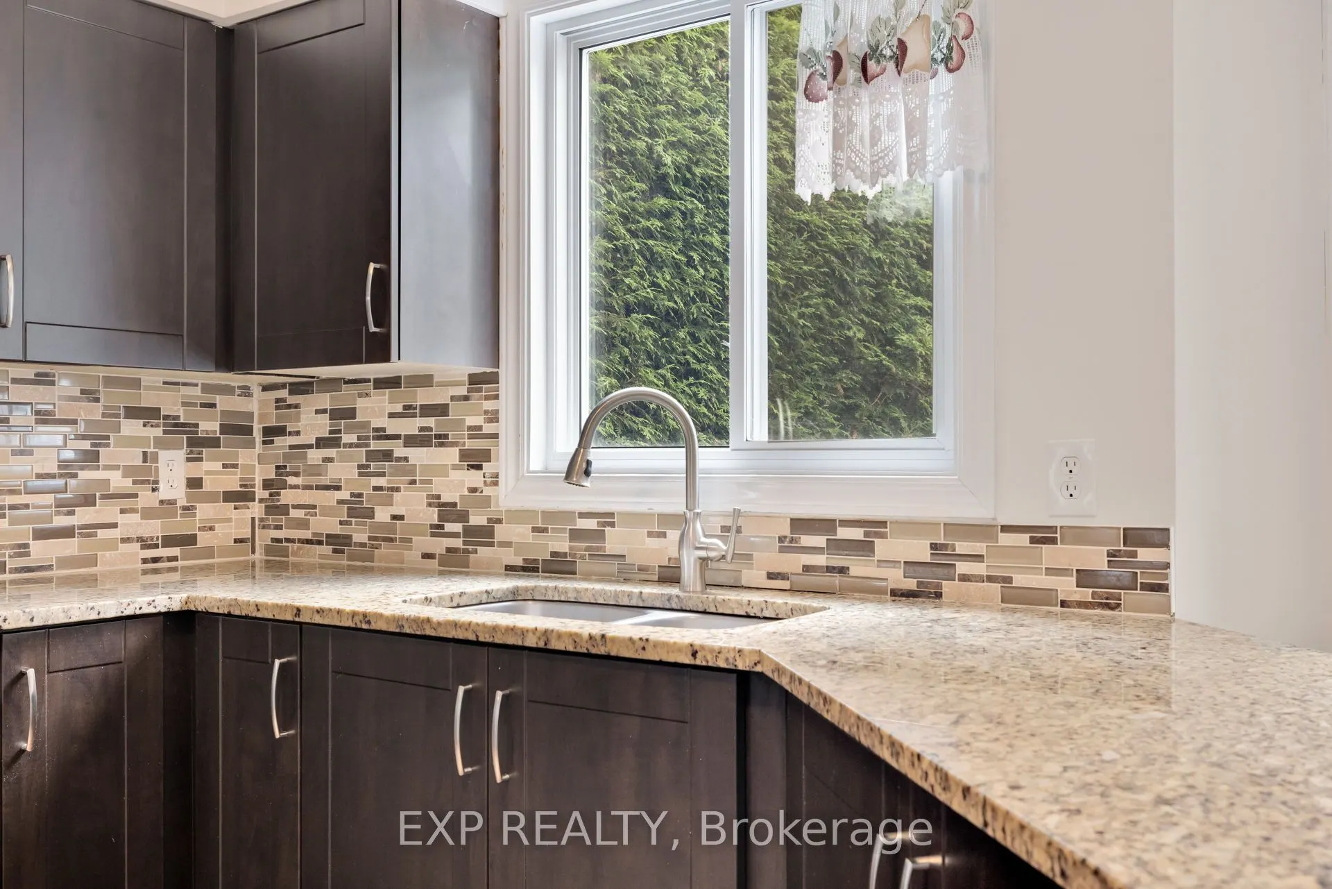 103 FLAMBOROUGH Way
