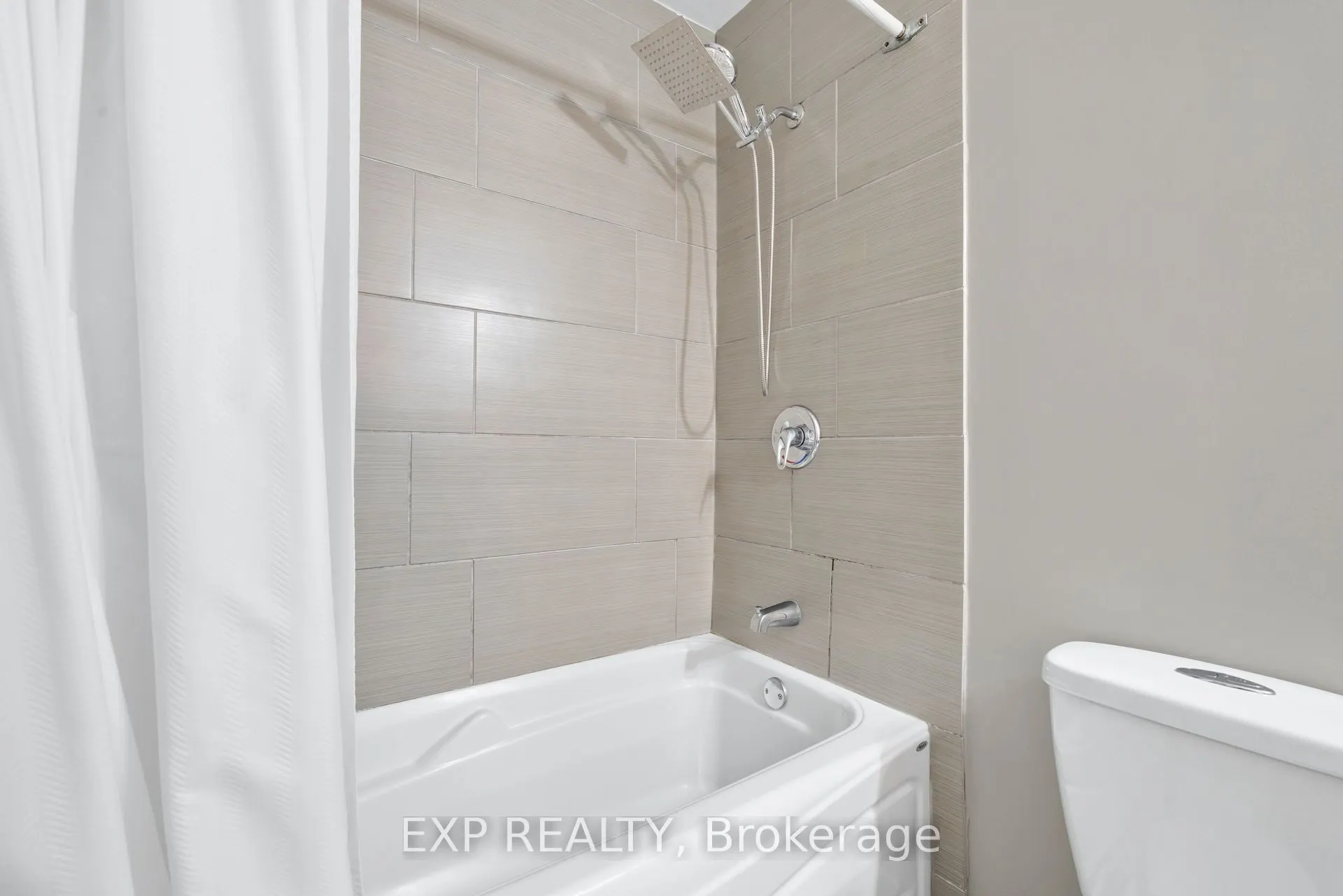 103 FLAMBOROUGH Way