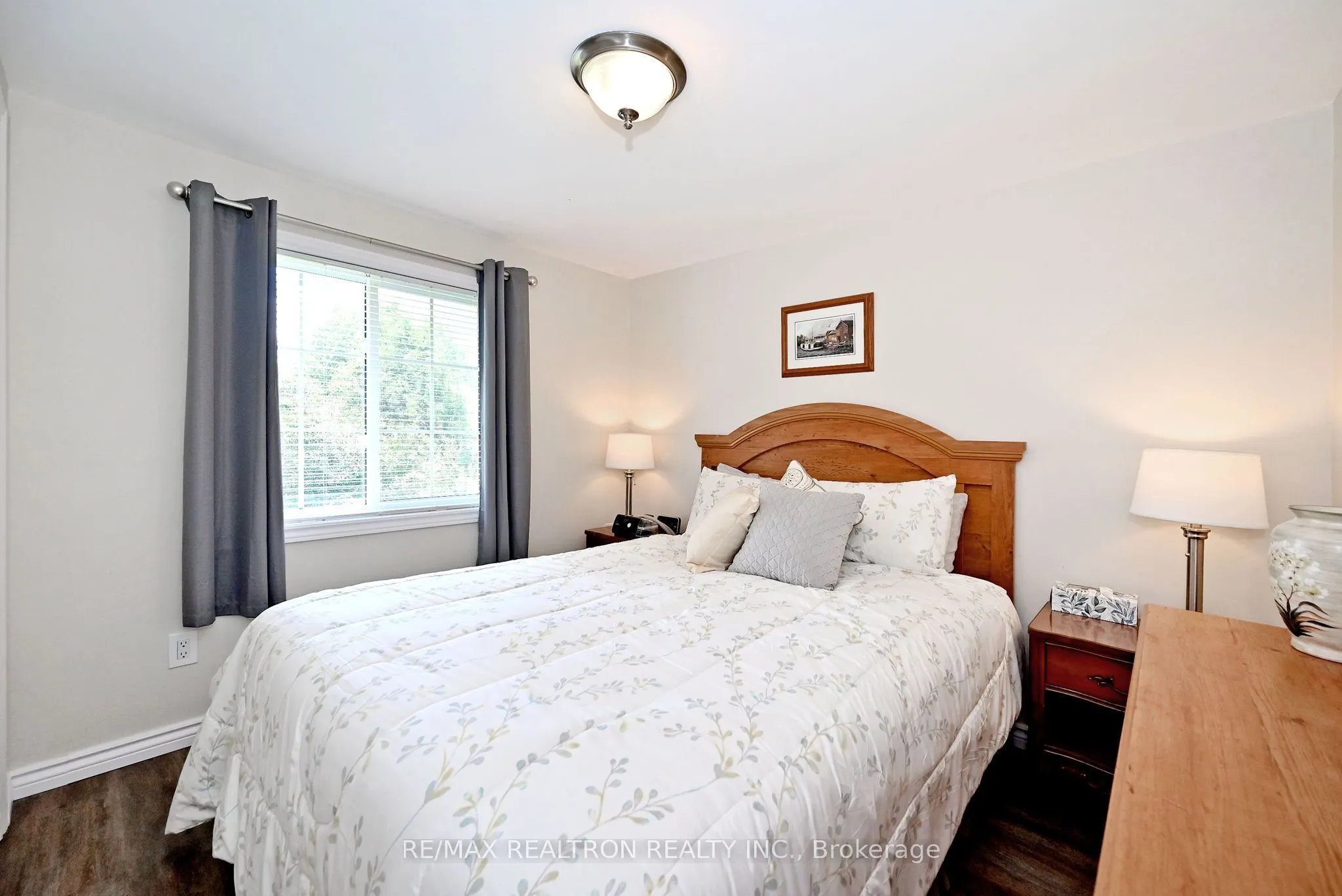 53 Robinson Avenue