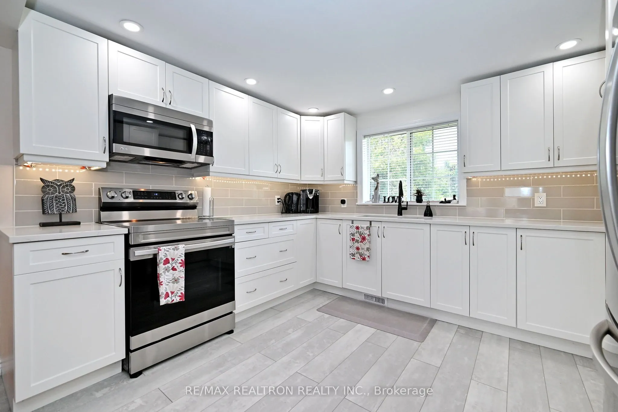 53 Robinson Avenue