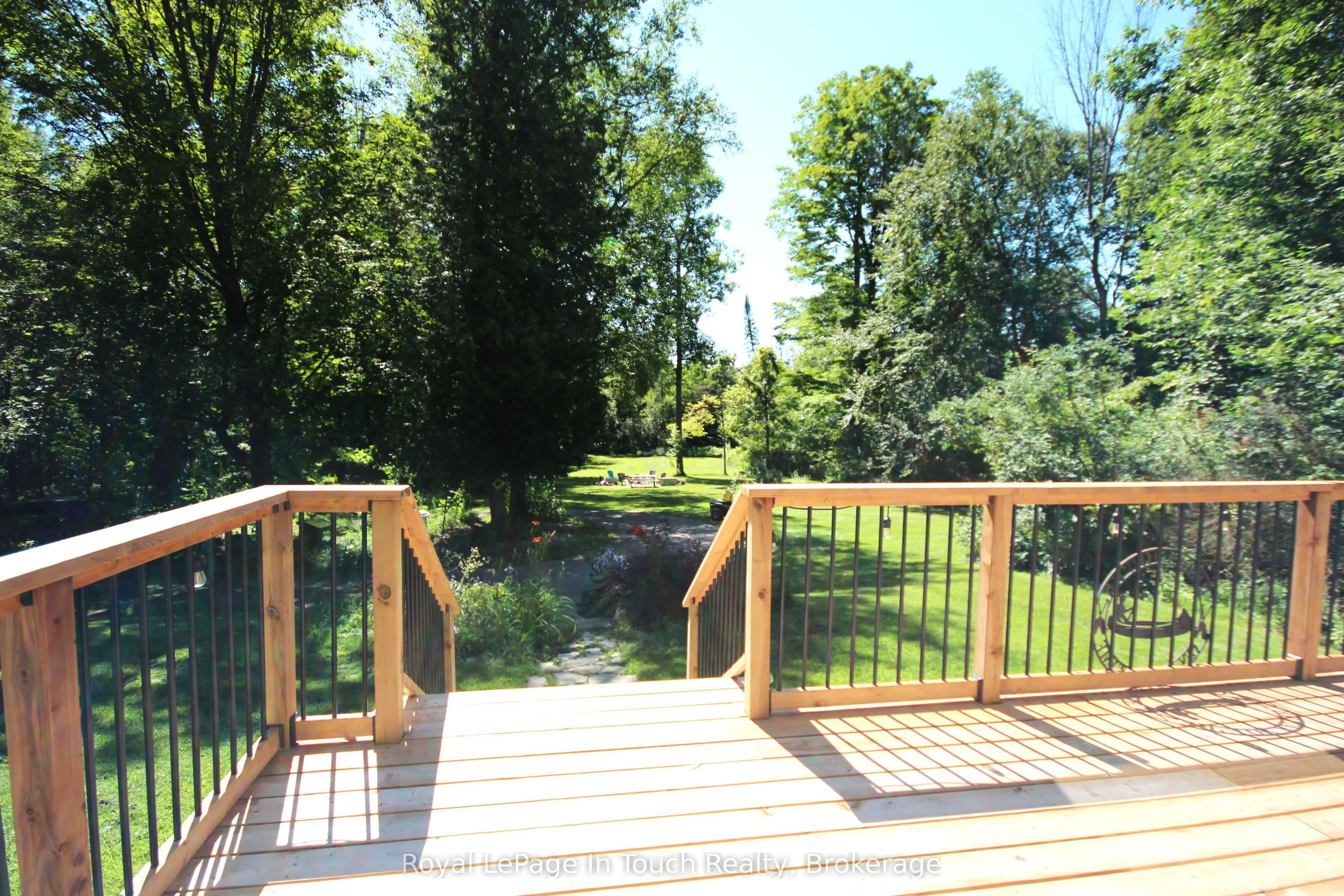 18 Shady Glen Lane
