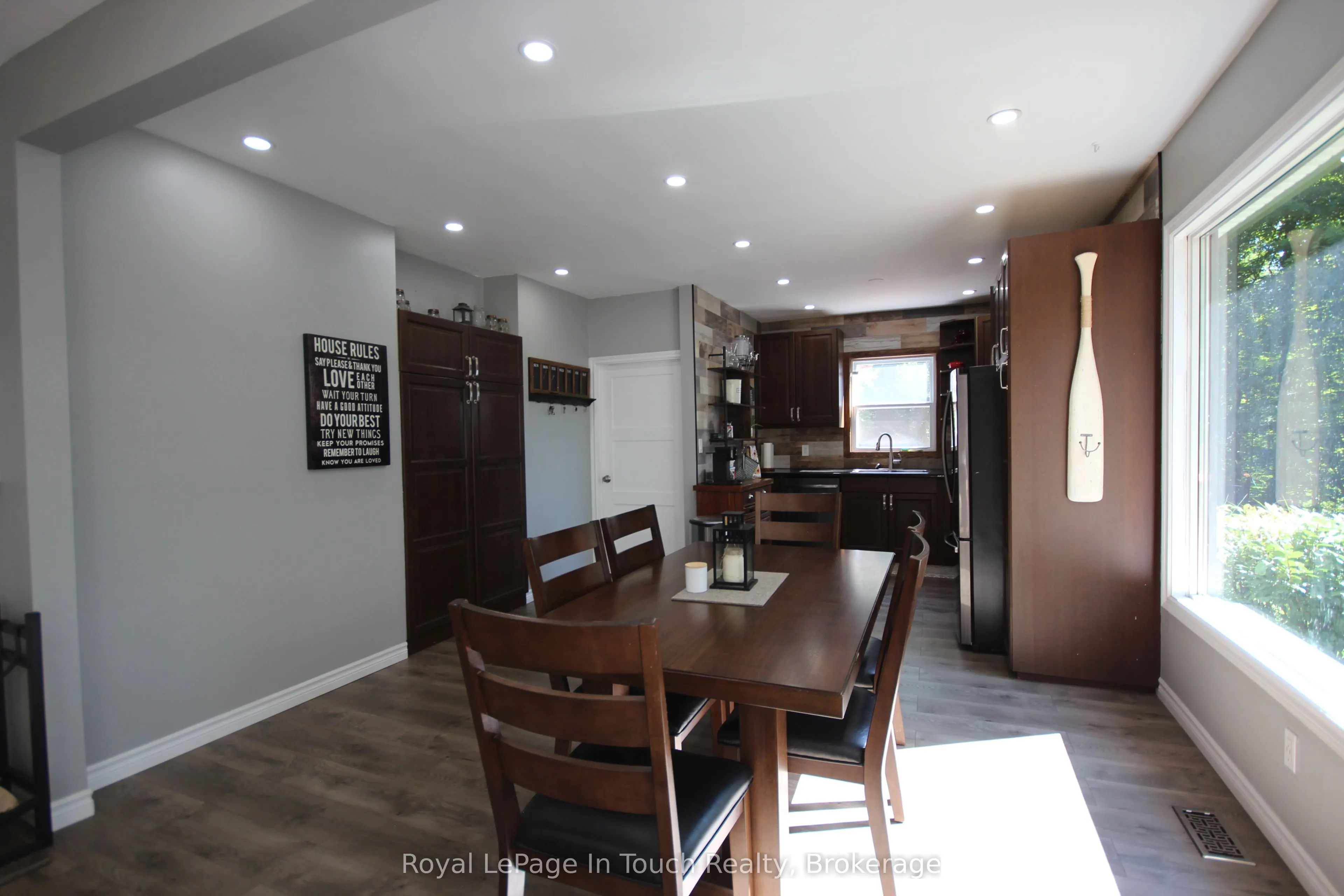 18 Shady Glen Lane
