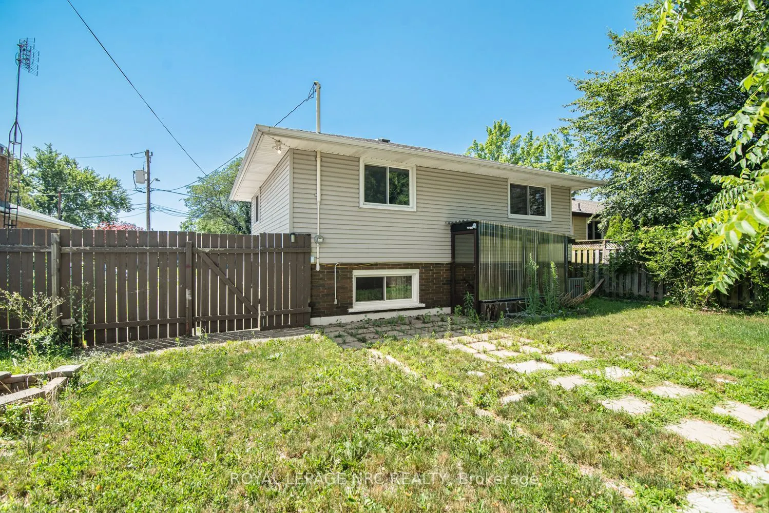 100 Mountain Avenue N