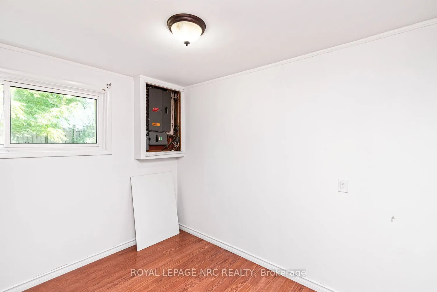 100 Mountain Avenue N