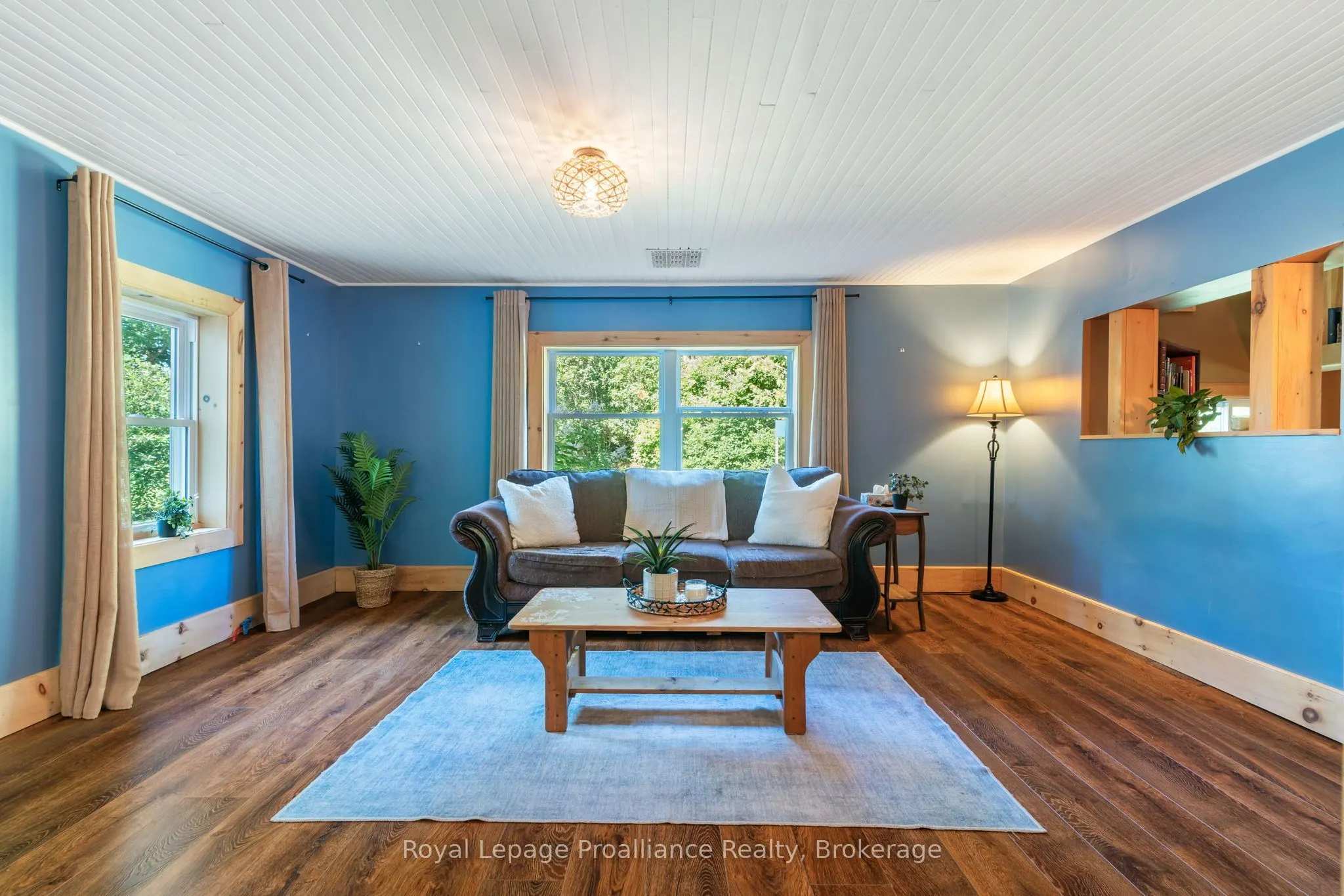 211 ALEXANDER Road