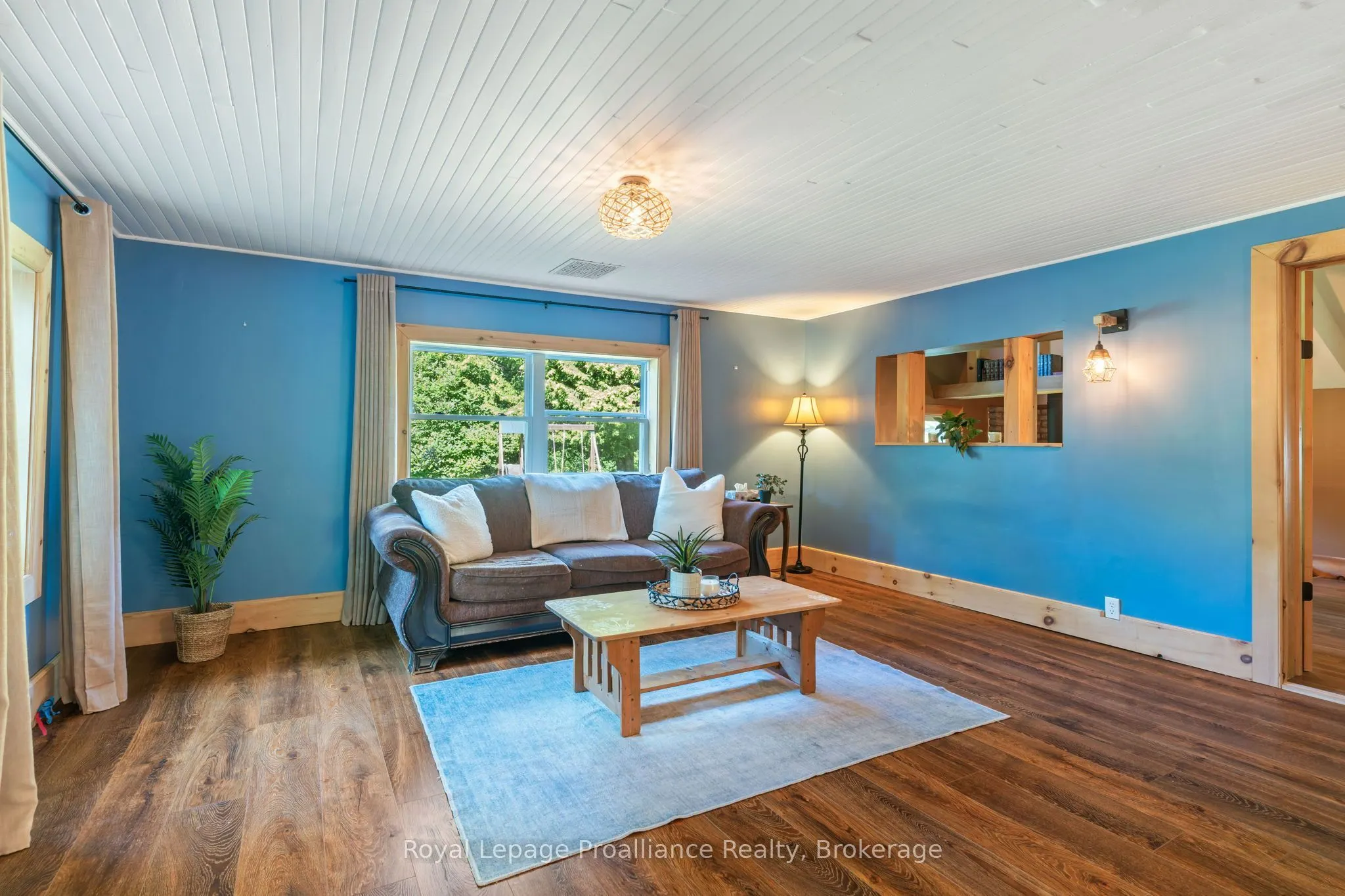 211 ALEXANDER Road