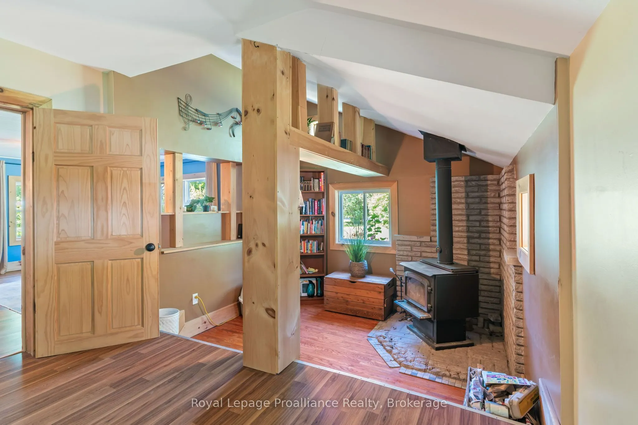 211 ALEXANDER Road