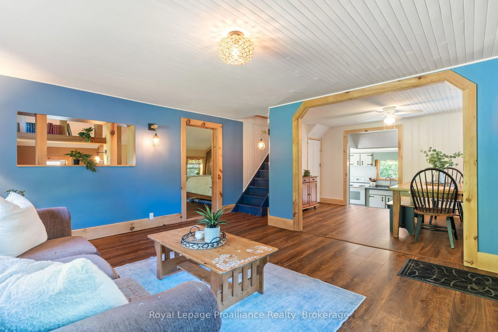 211 ALEXANDER Road