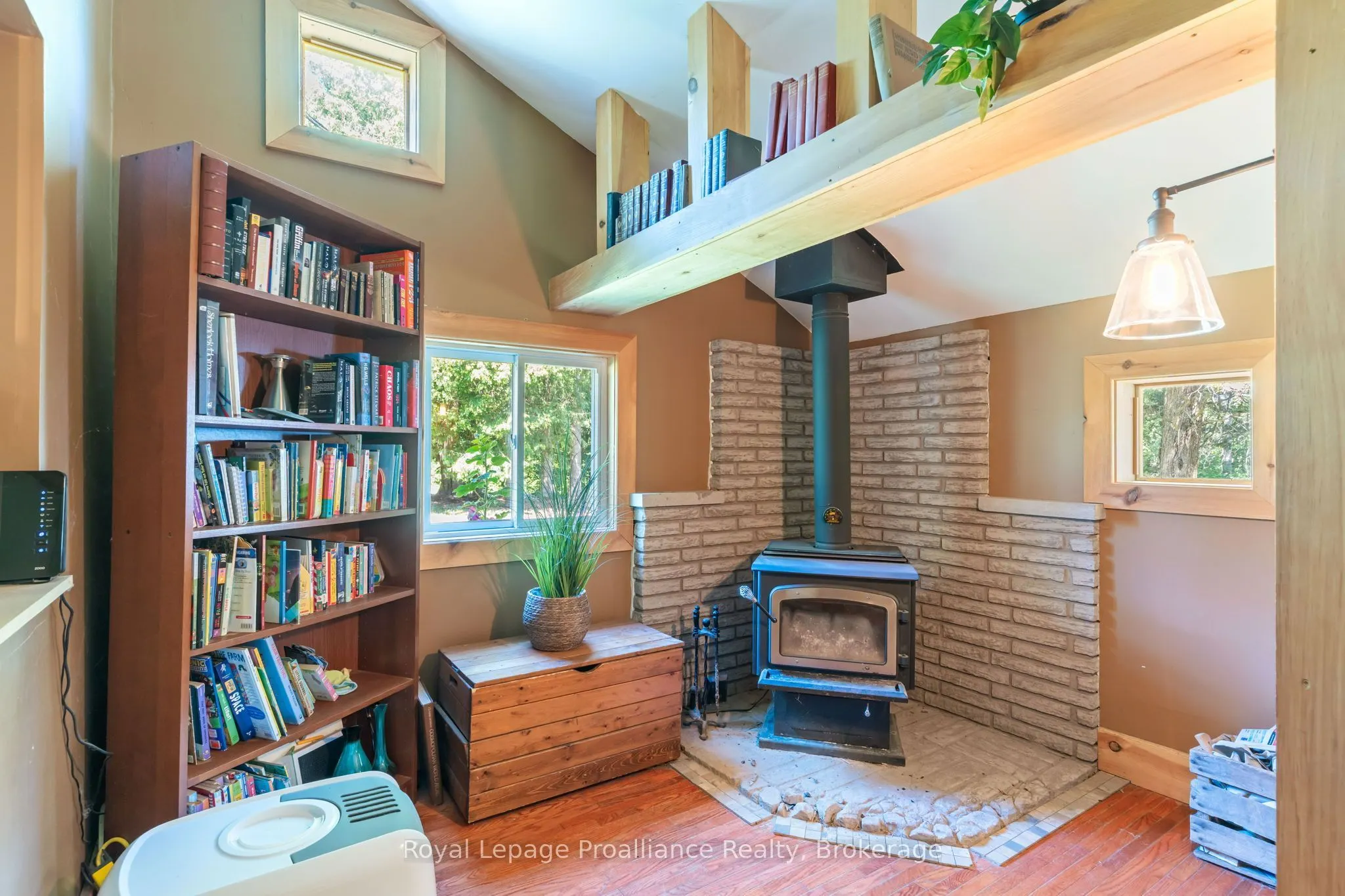 211 ALEXANDER Road