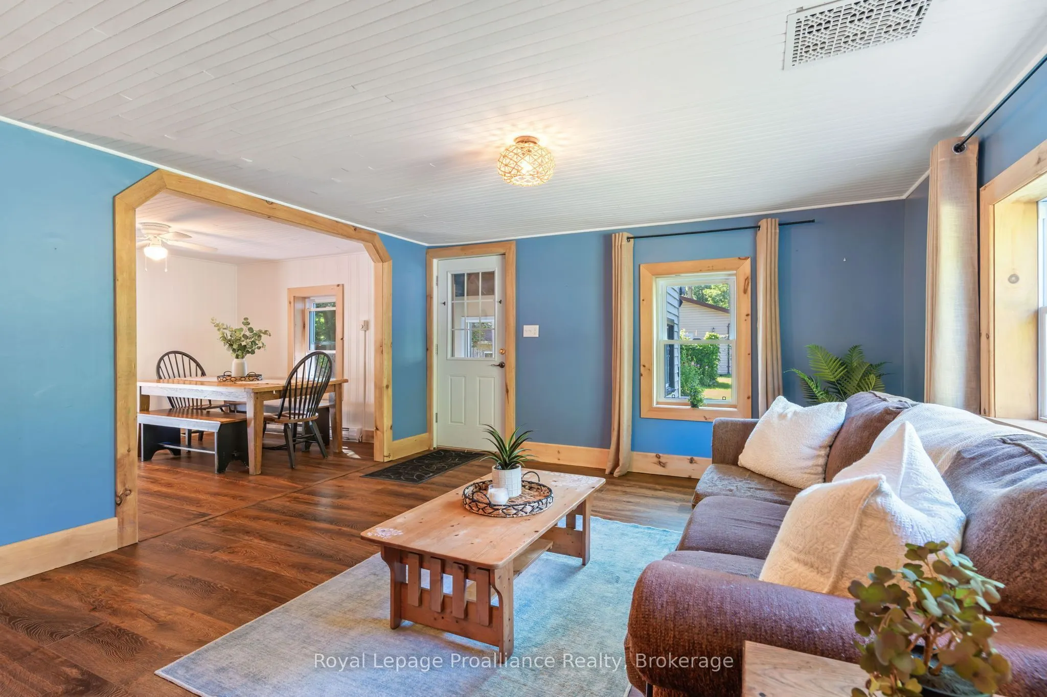 211 ALEXANDER Road