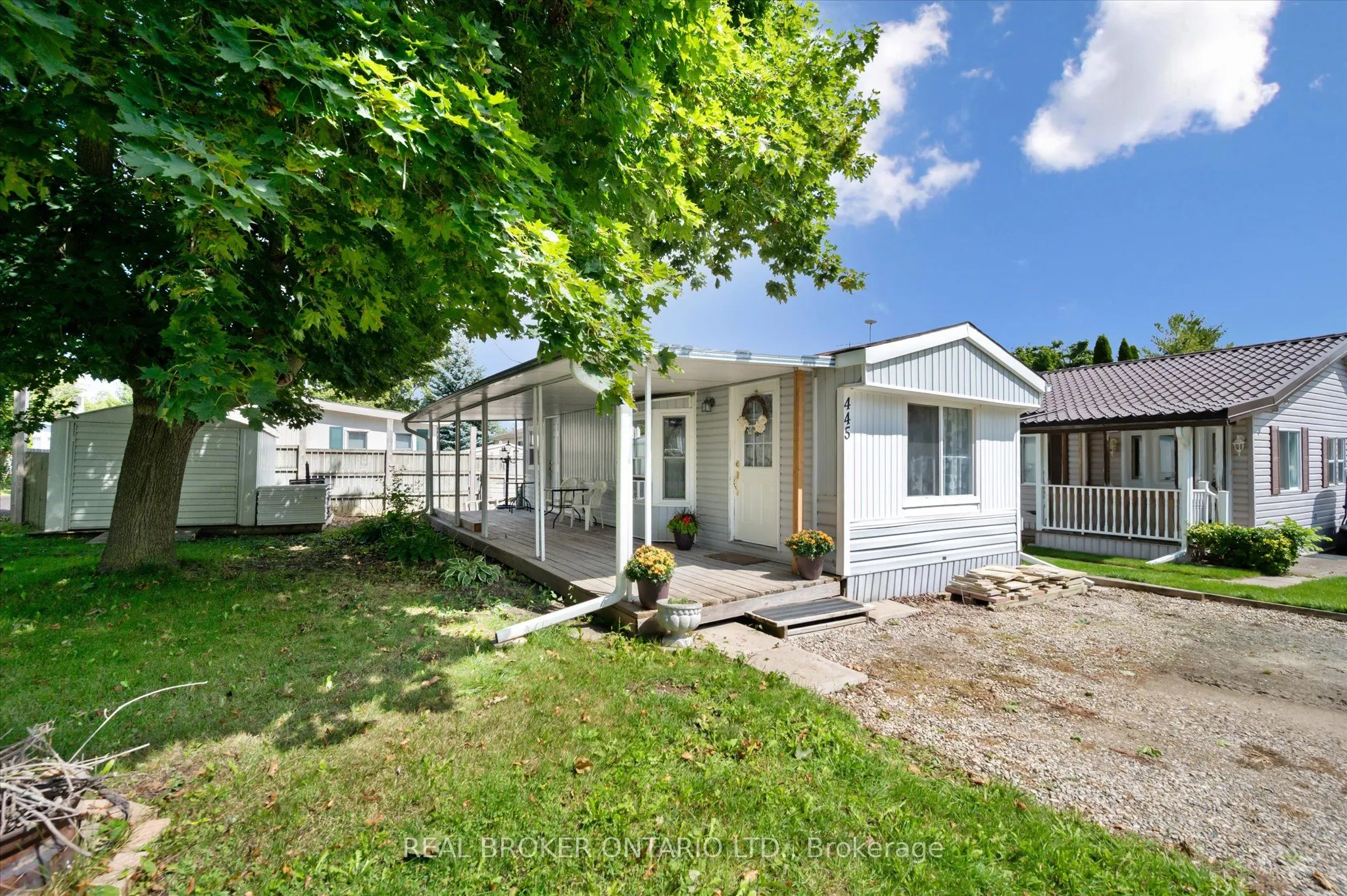 445 Pine Pass