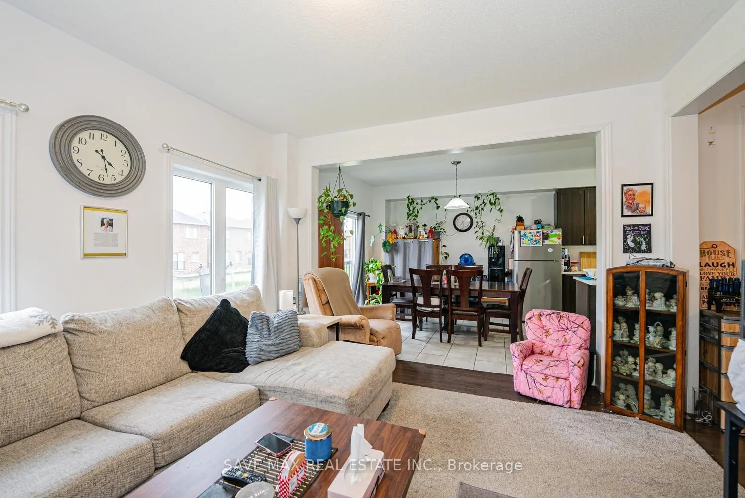 335 Ridley Crescent