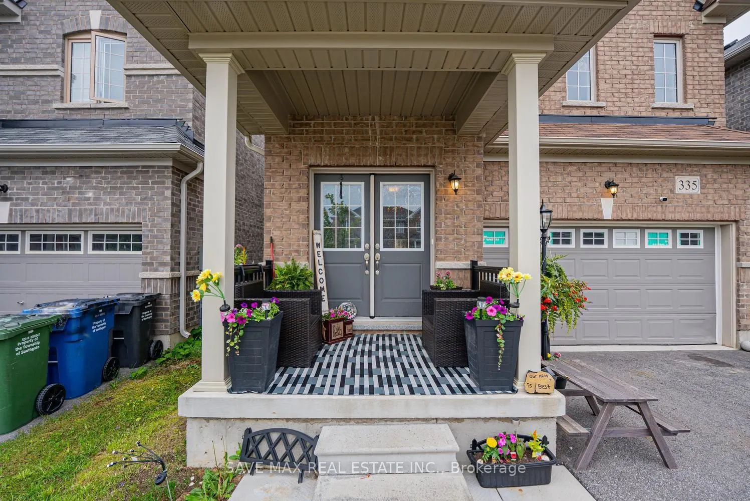 335 Ridley Crescent