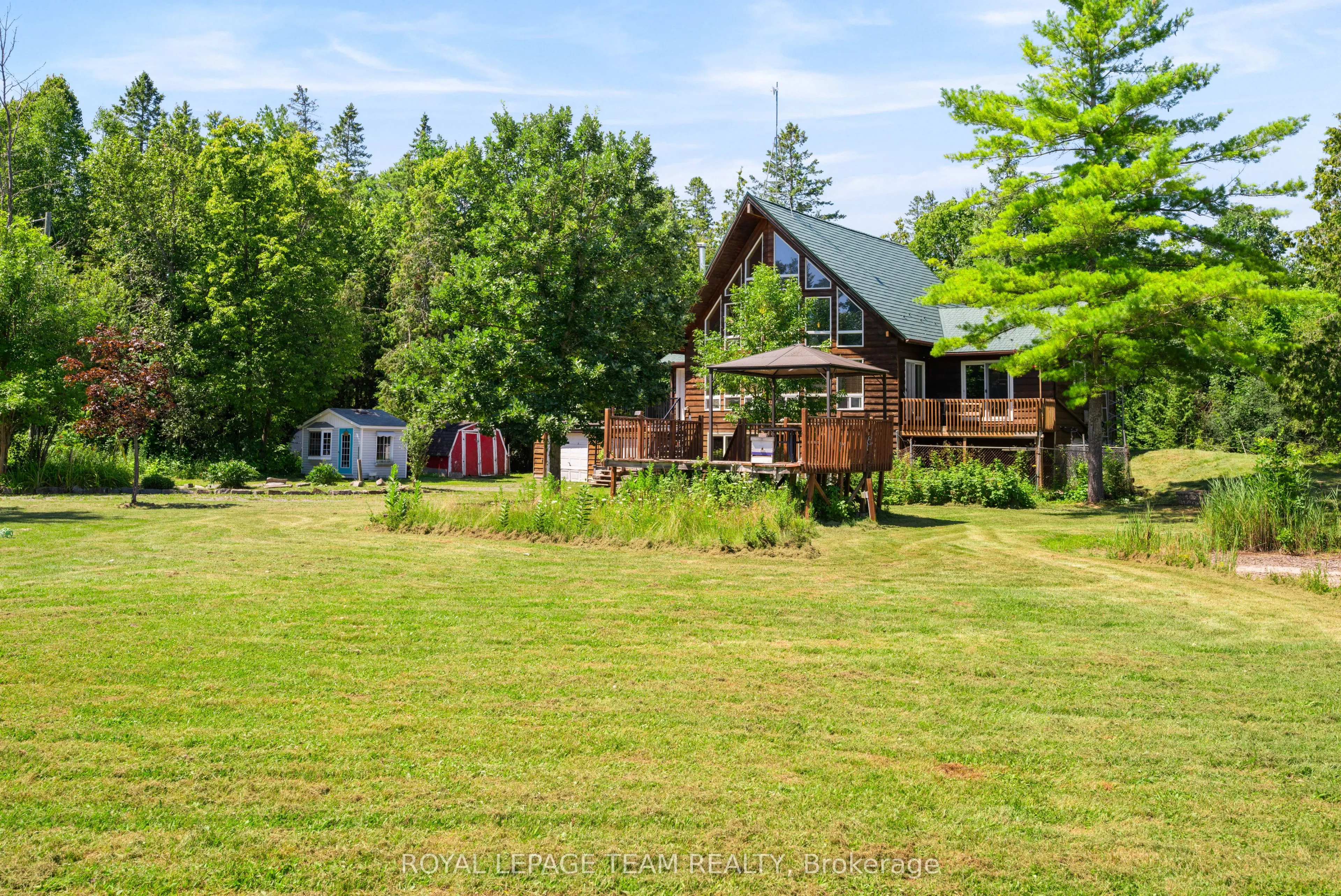 4984 Dunrobin Road