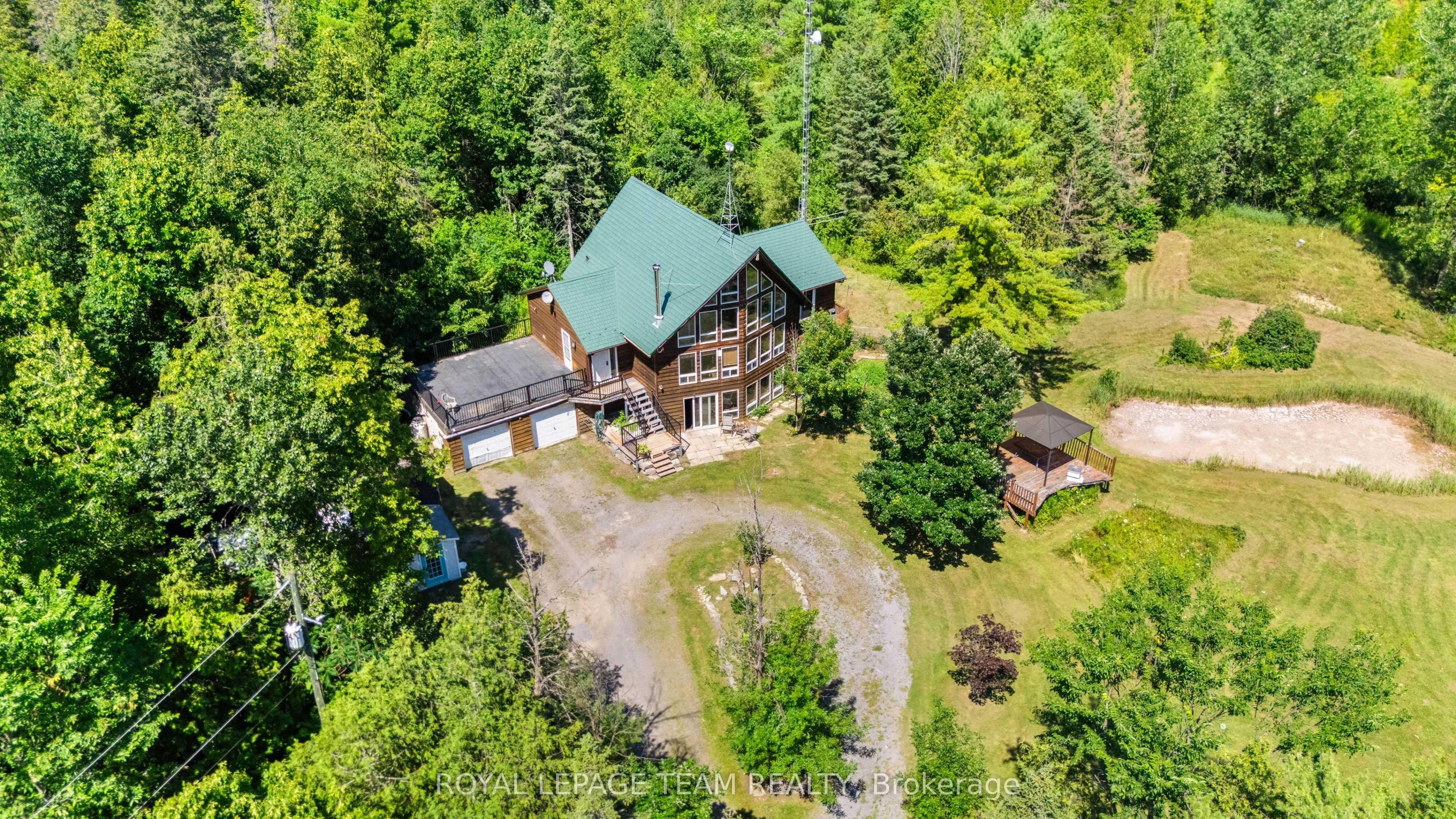 4984 Dunrobin Road