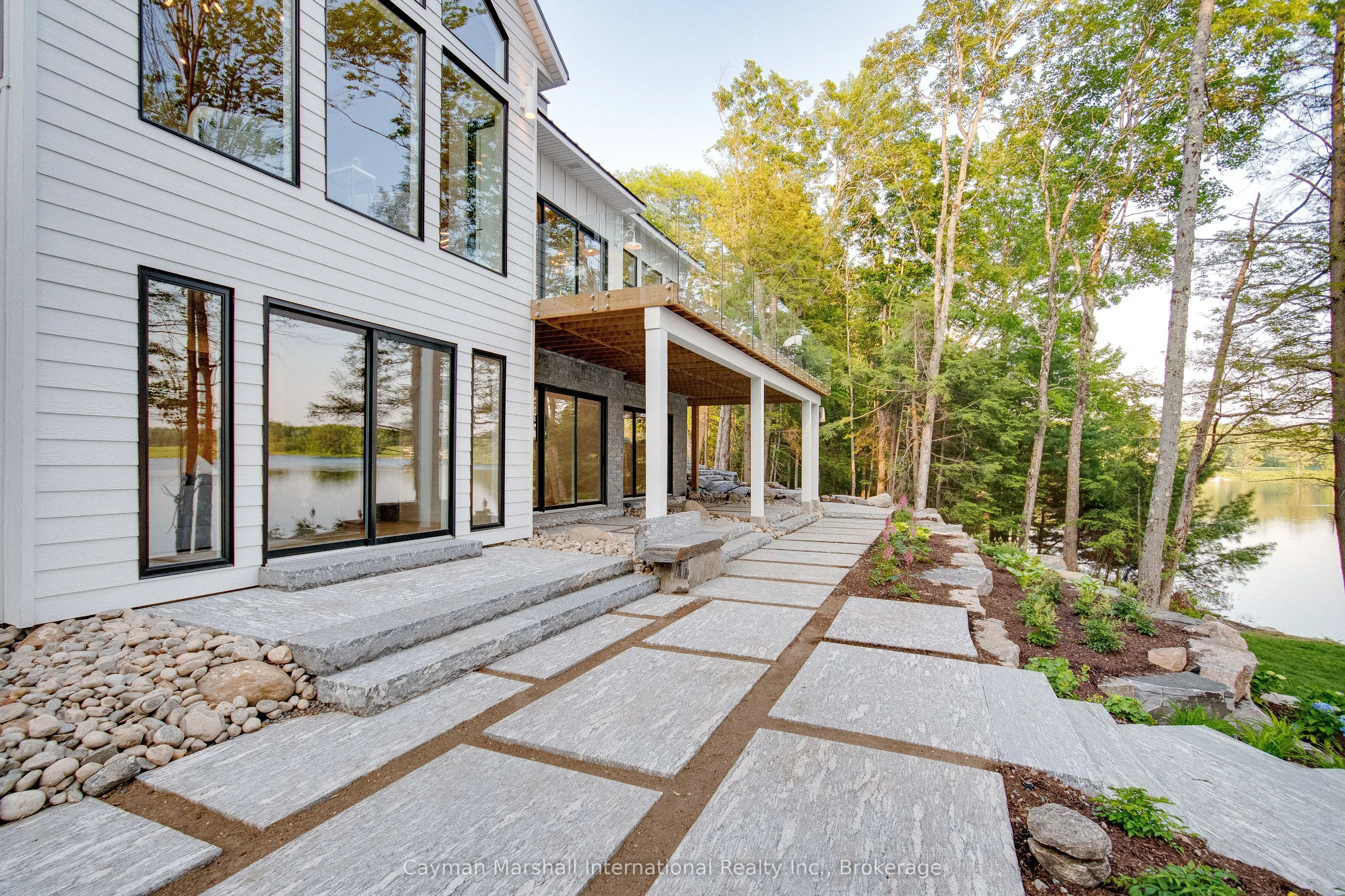 1331 South Monck Drive #4