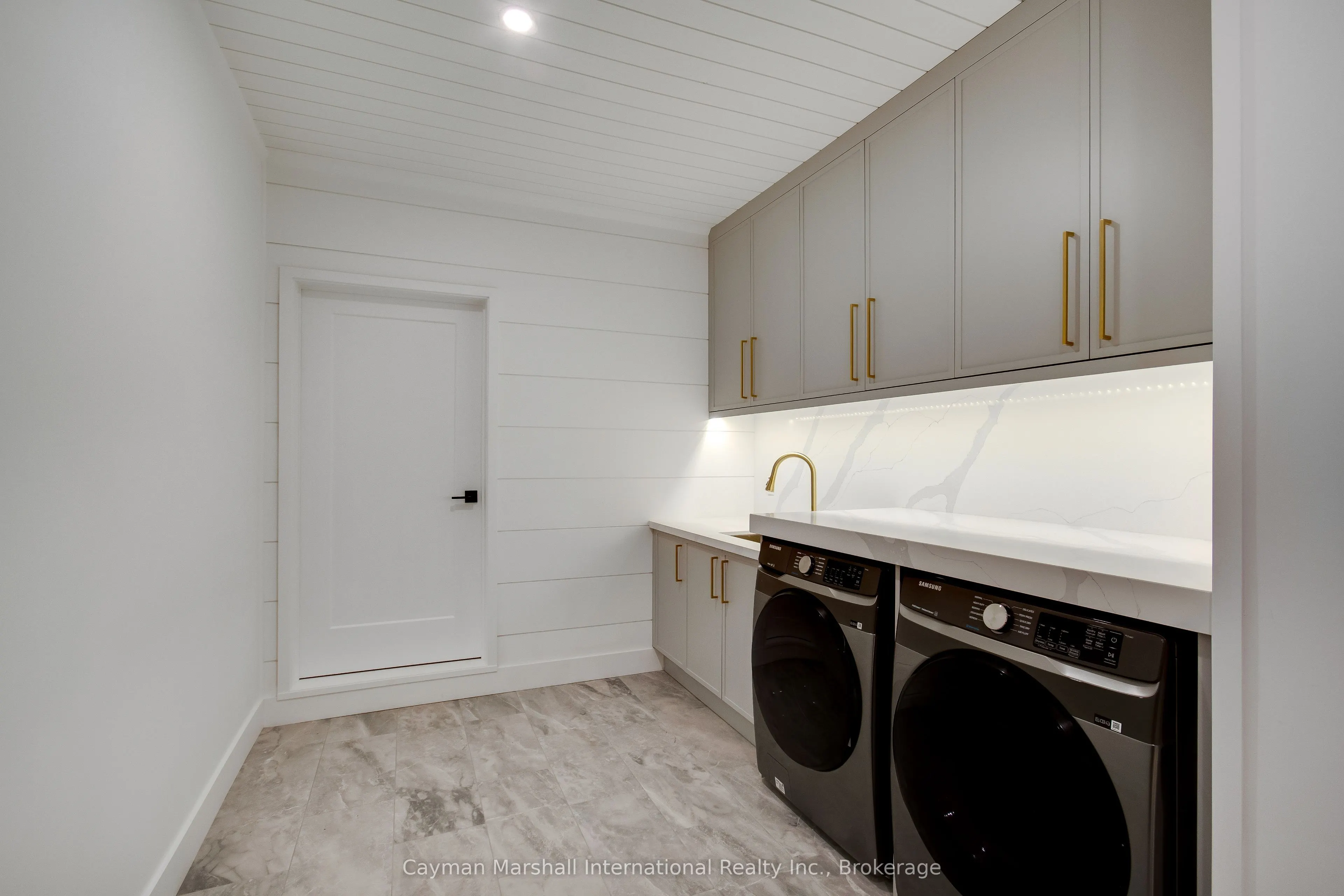 1331 South Monck Drive #4