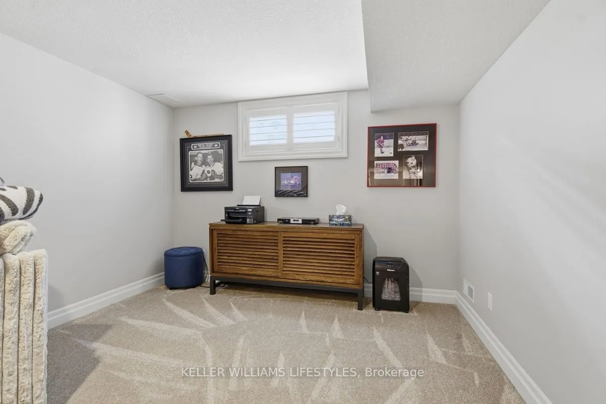 2290 Torrey Pines Way #3