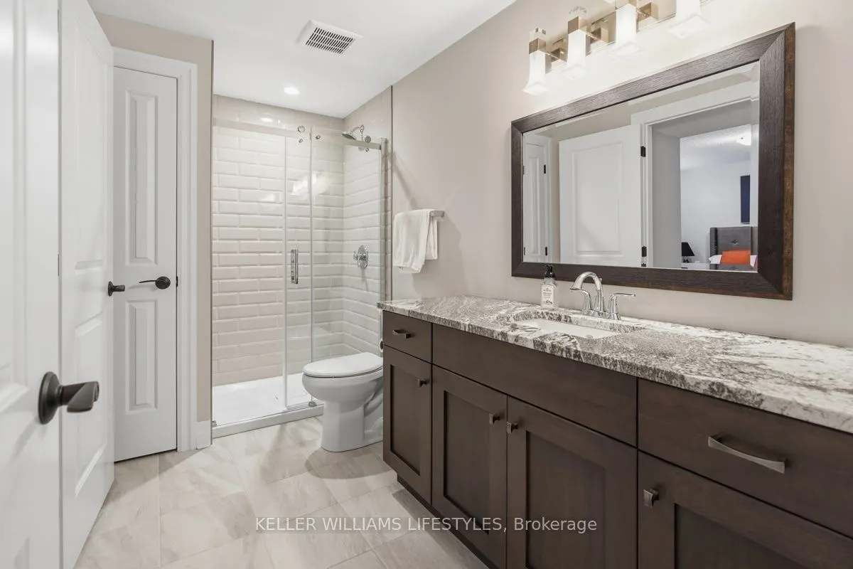 2290 Torrey Pines Way #3