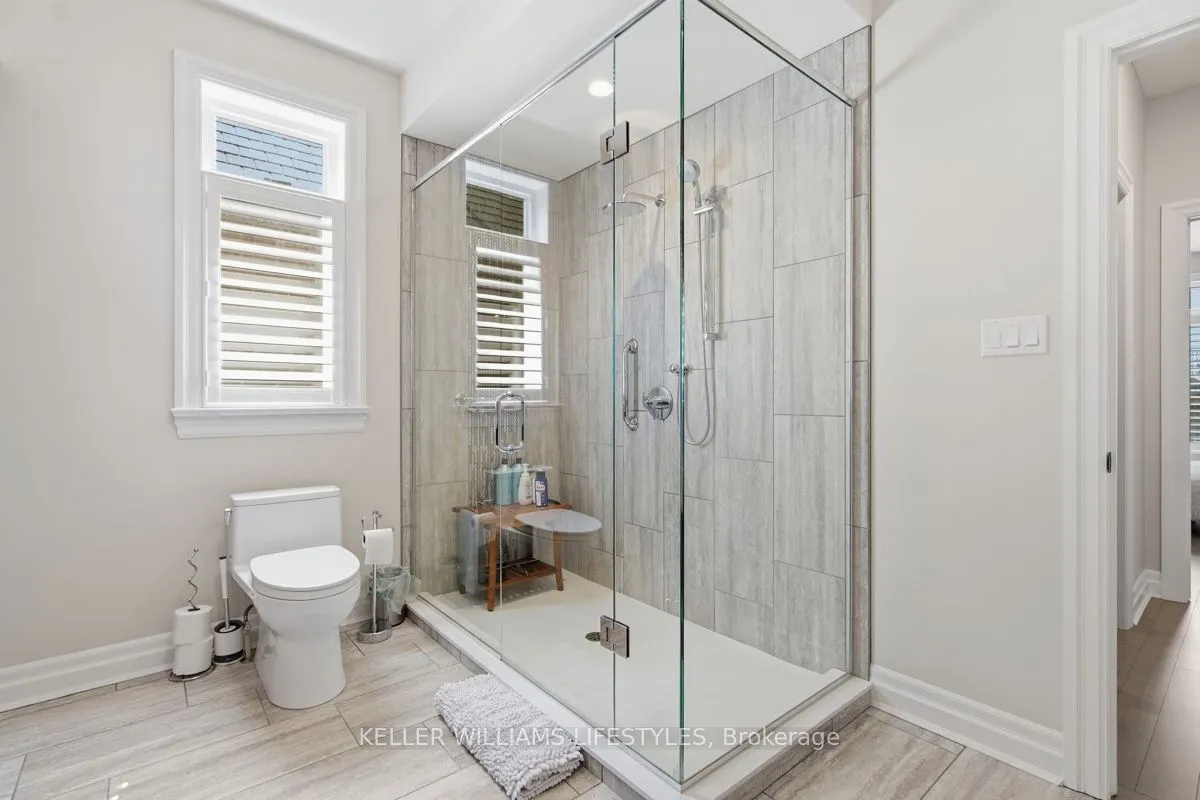 2290 Torrey Pines Way #3