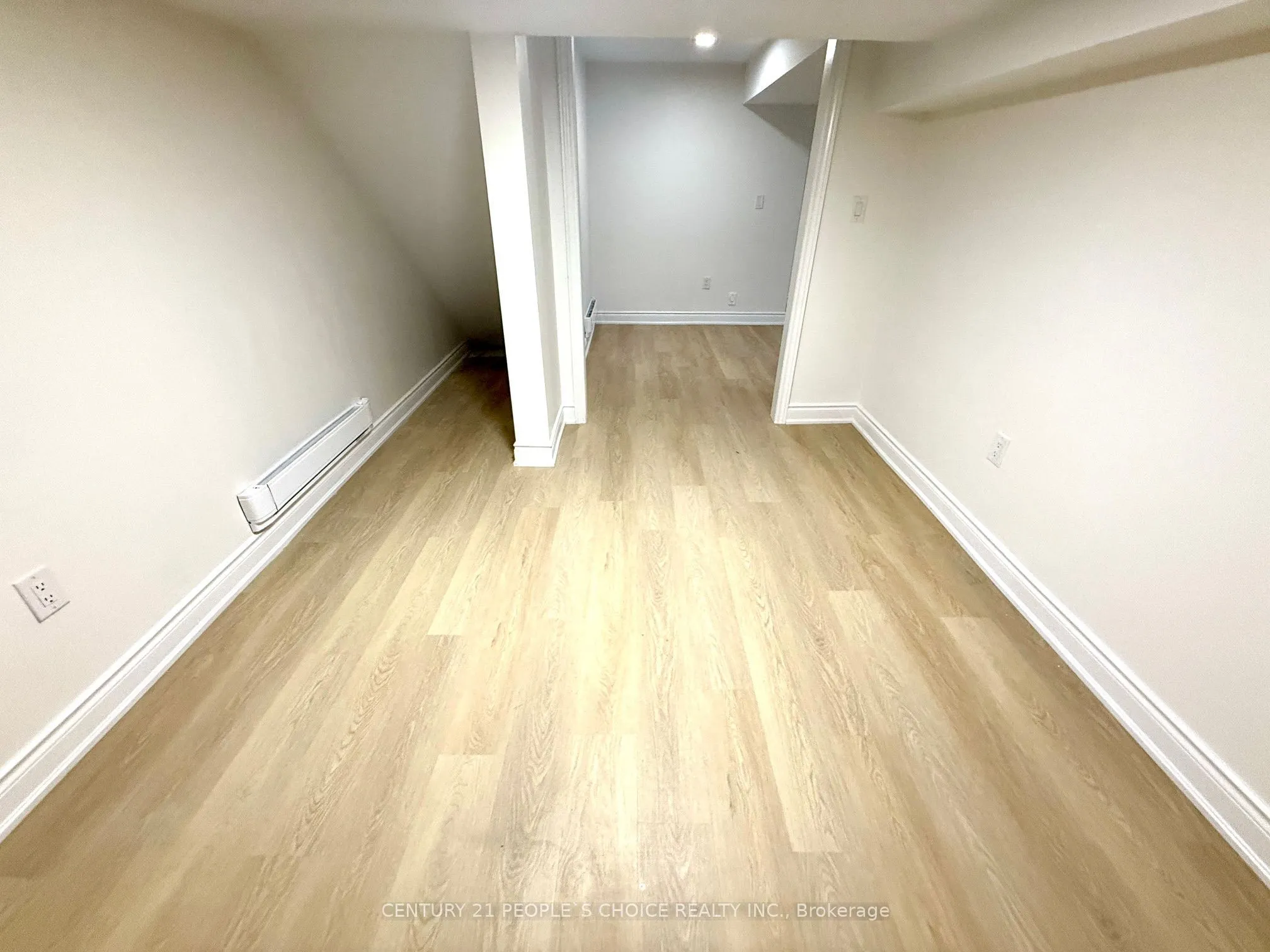 72 Summersides Boulevard S #Basement