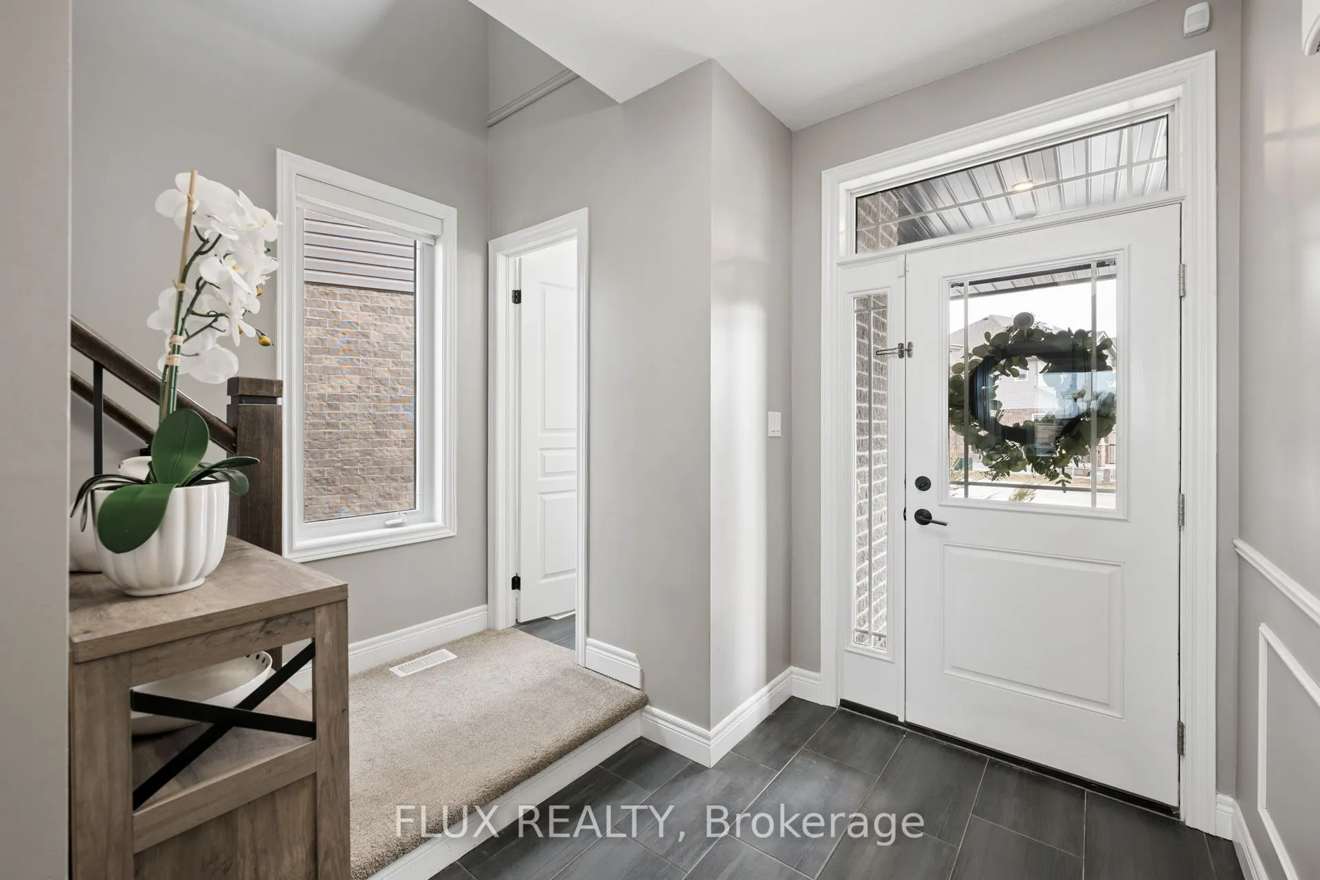 10 Sparrow Crescent
