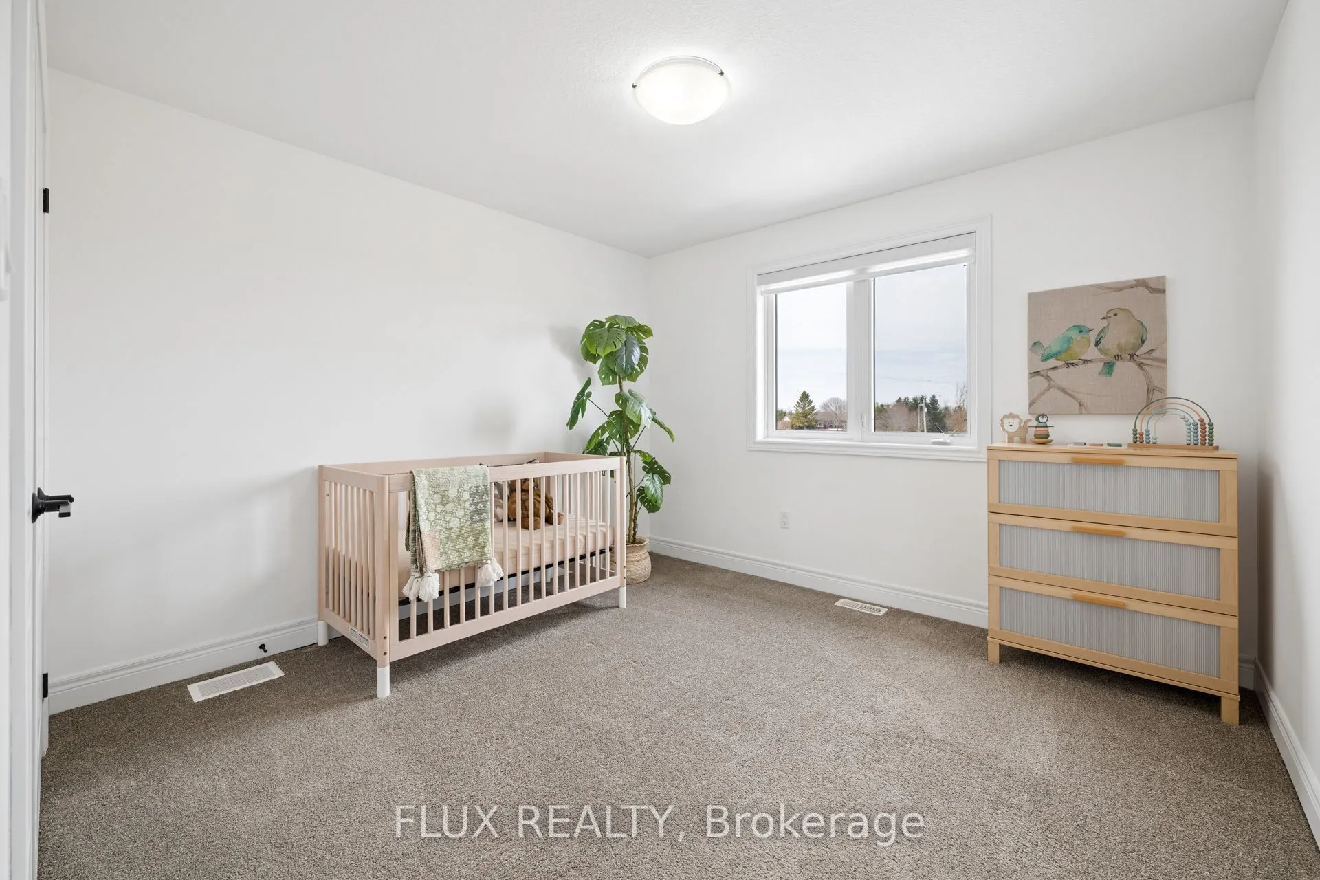10 Sparrow Crescent