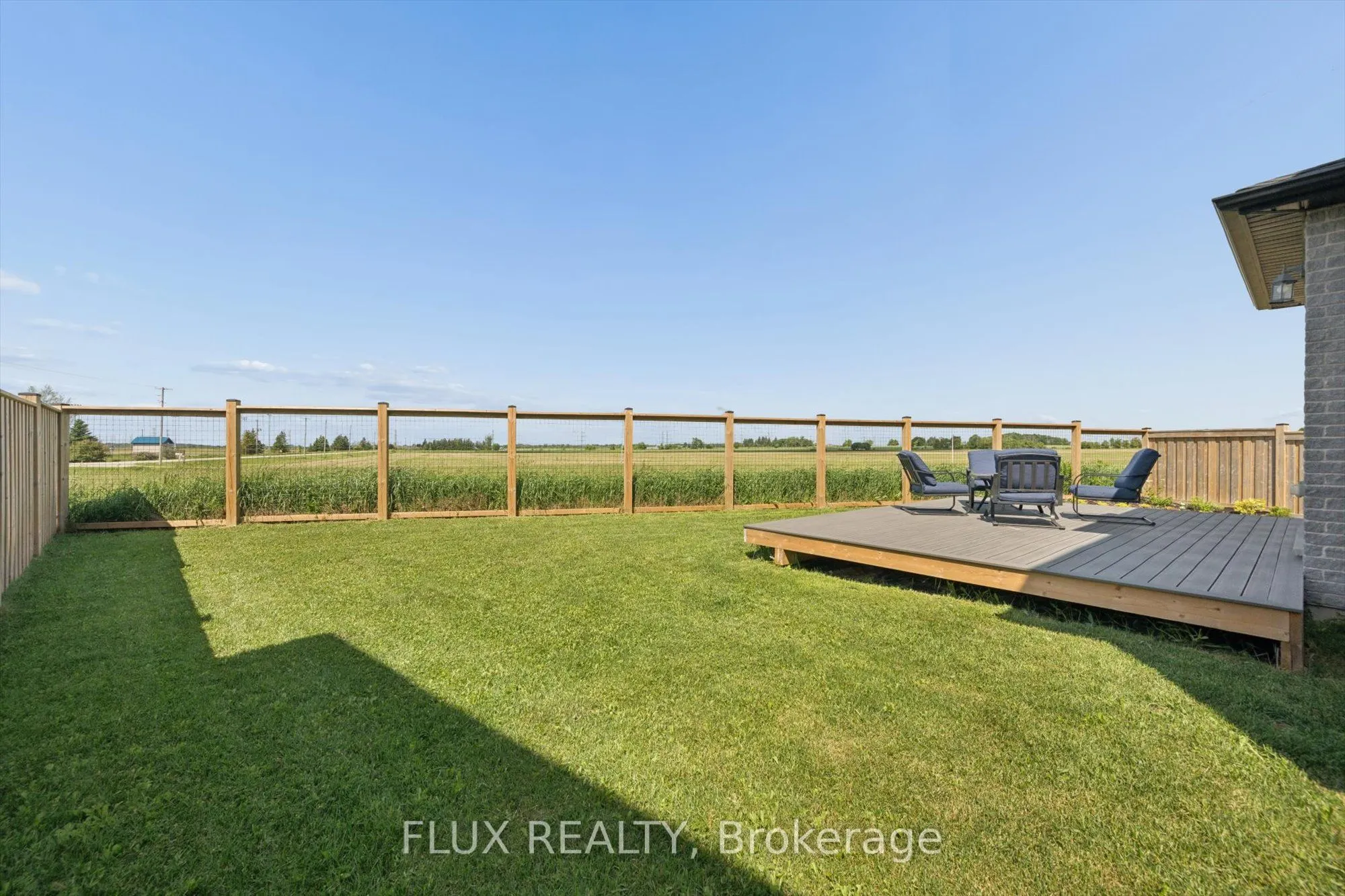 10 Sparrow Crescent